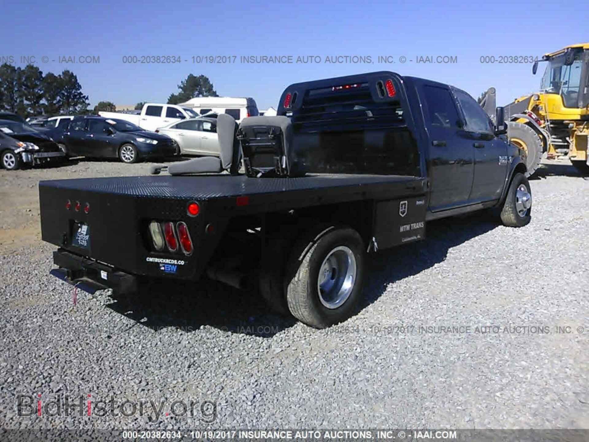 2016 Ram 3500 - VIN: 3C7WRTCL6GG210800 - Photo 4