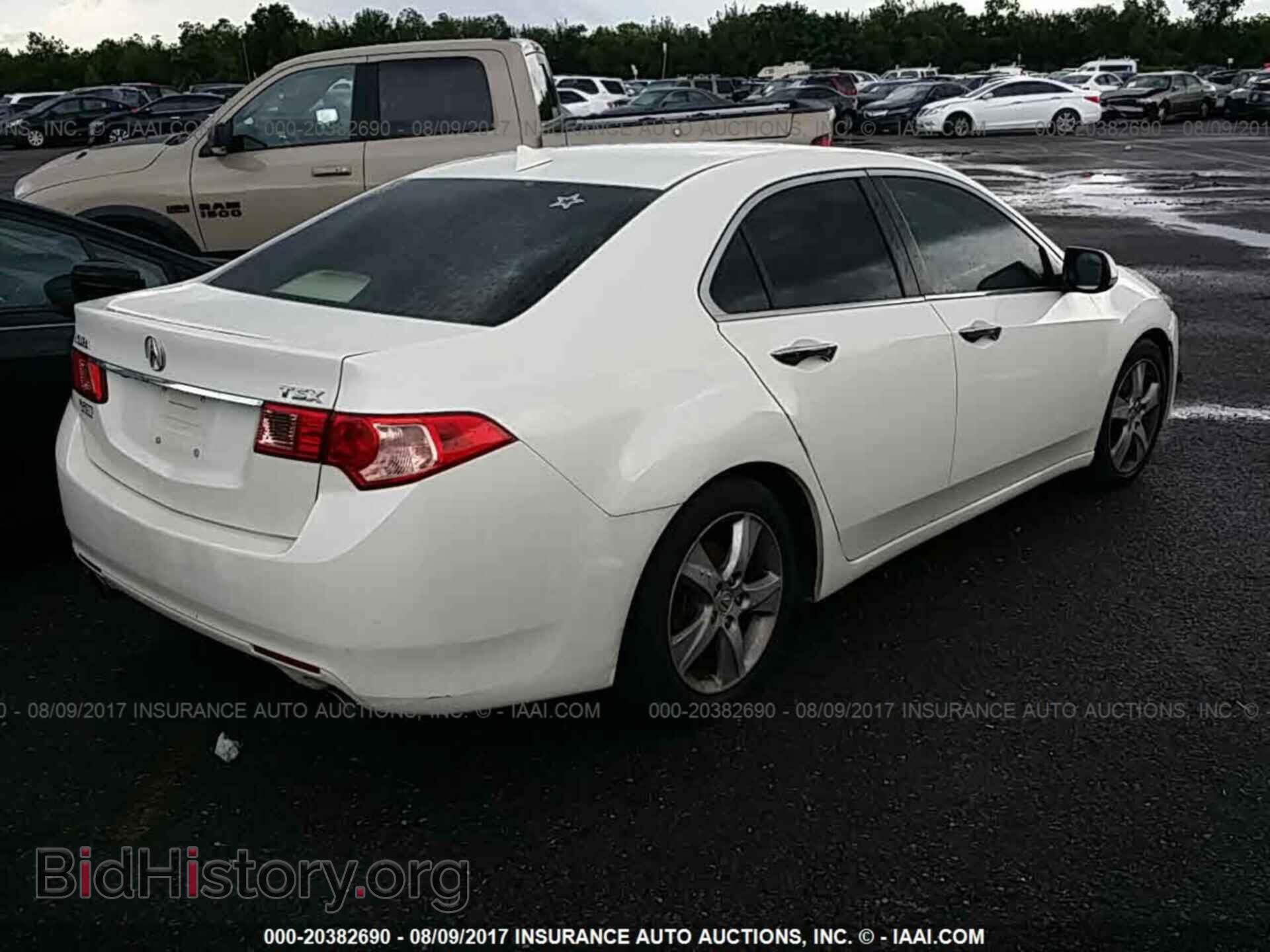 2011 Acura Tsx - VIN: JH4CU2F61BC009704 - Фото 4
