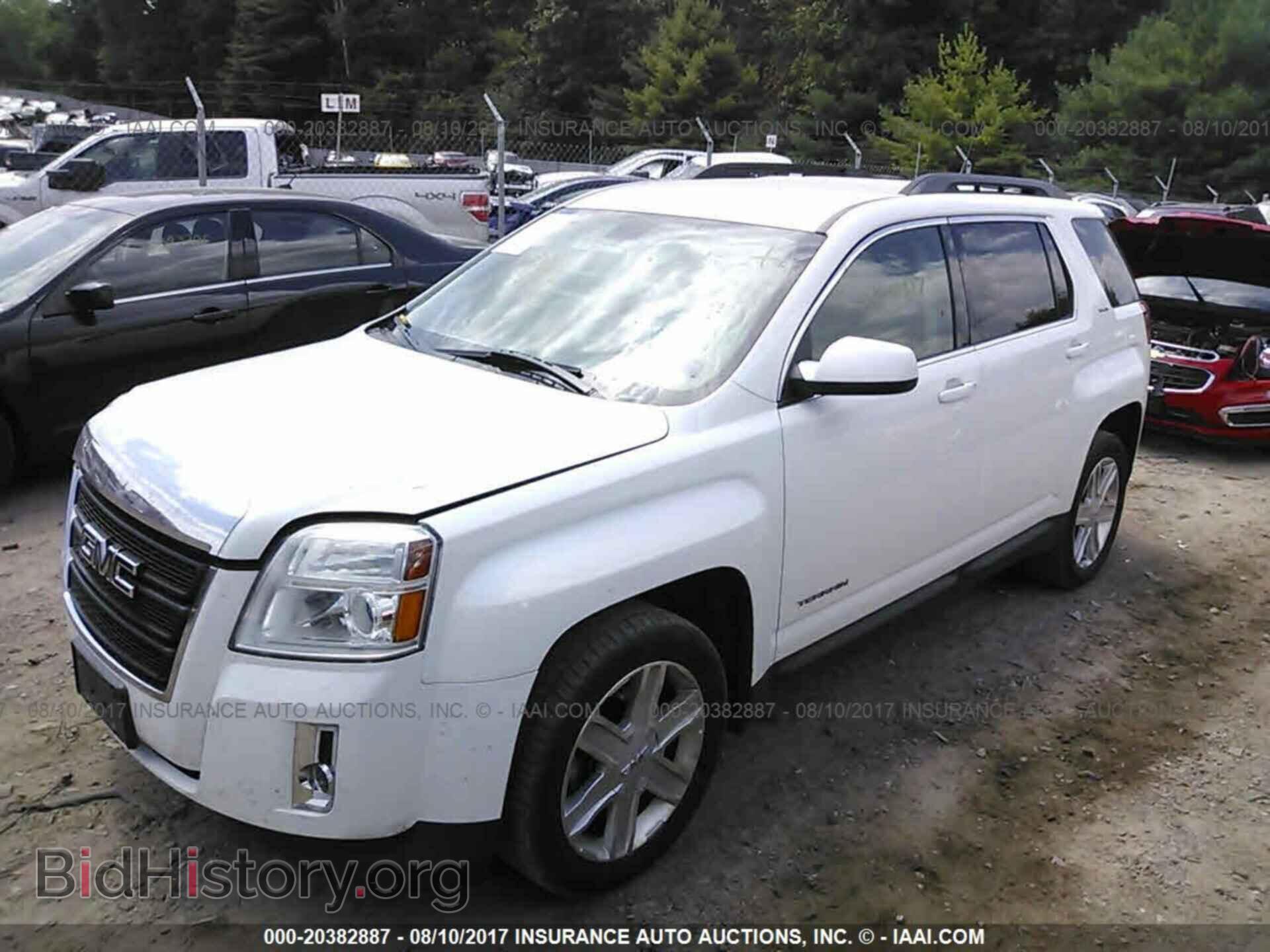 2011 Gmc Terrain - VIN: 2CTFLTEC9B6272163 - Photo 2