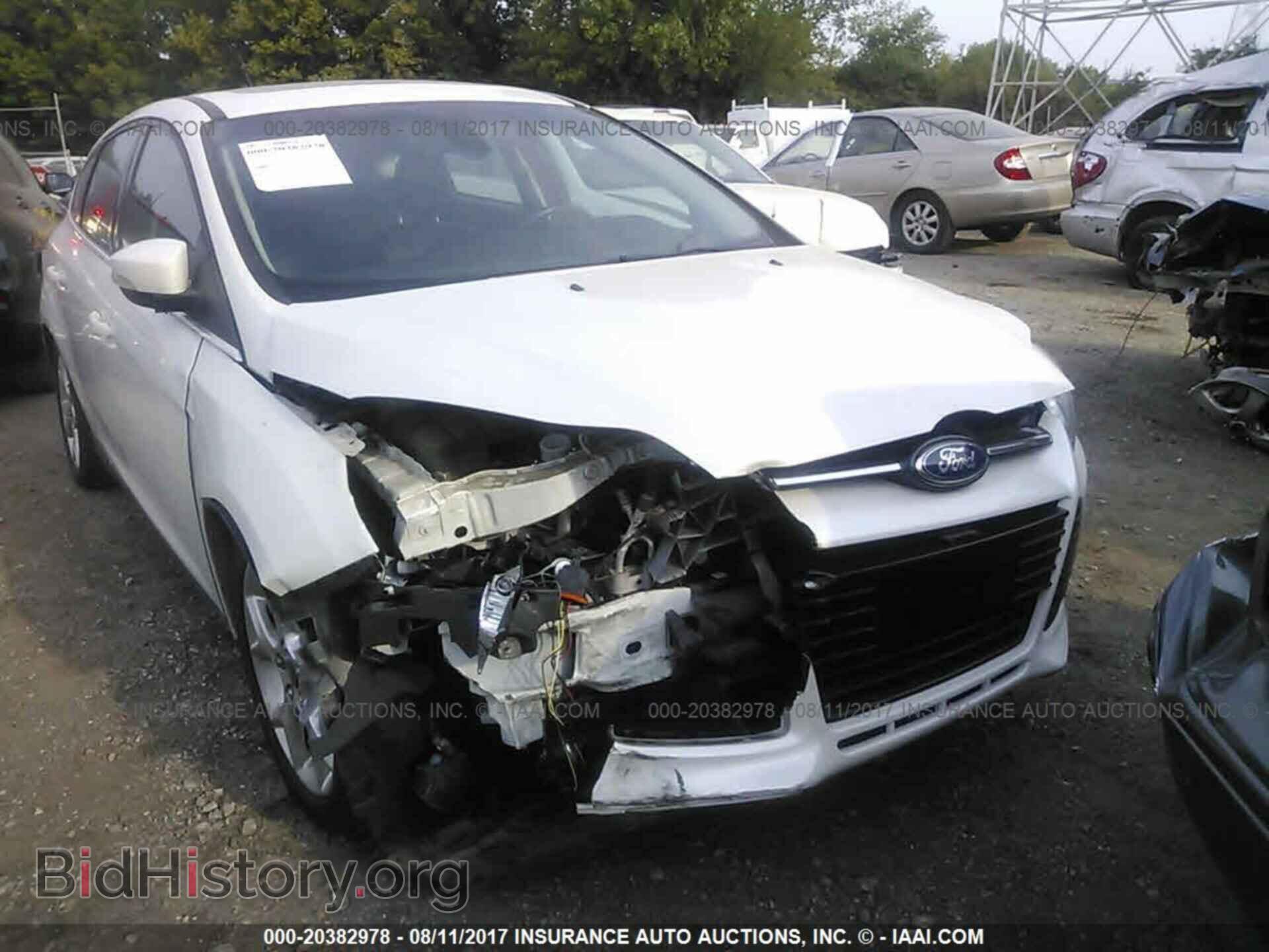 2012 Ford Focus - VIN: 1FAHP3M22CL366269 - Photo 6