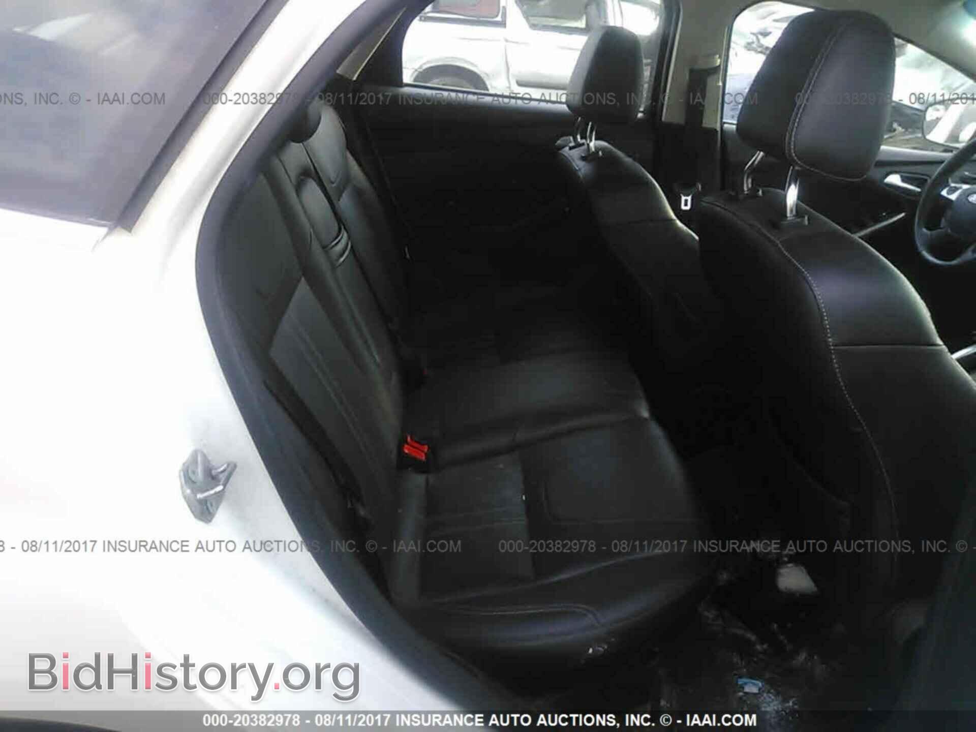 2012 Ford Focus - VIN: 1FAHP3M22CL366269 - Photo 8