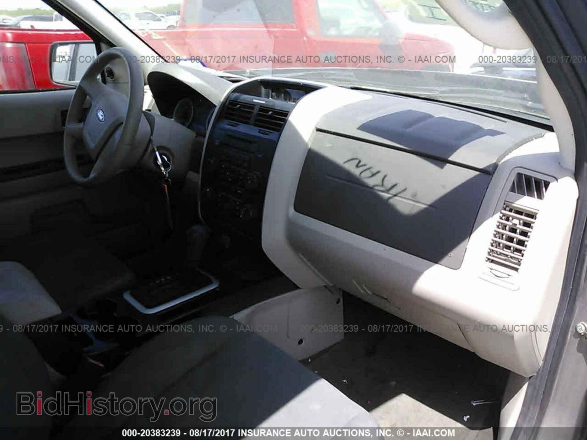 2012 Ford Escape - VIN: 1FMCU0C74CKC53806 - Фото 5