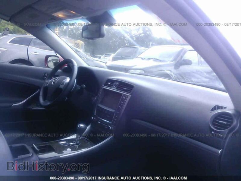 2011 Lexus IS (VIN JTHFF2C29B2516381) — фото 5 из 10