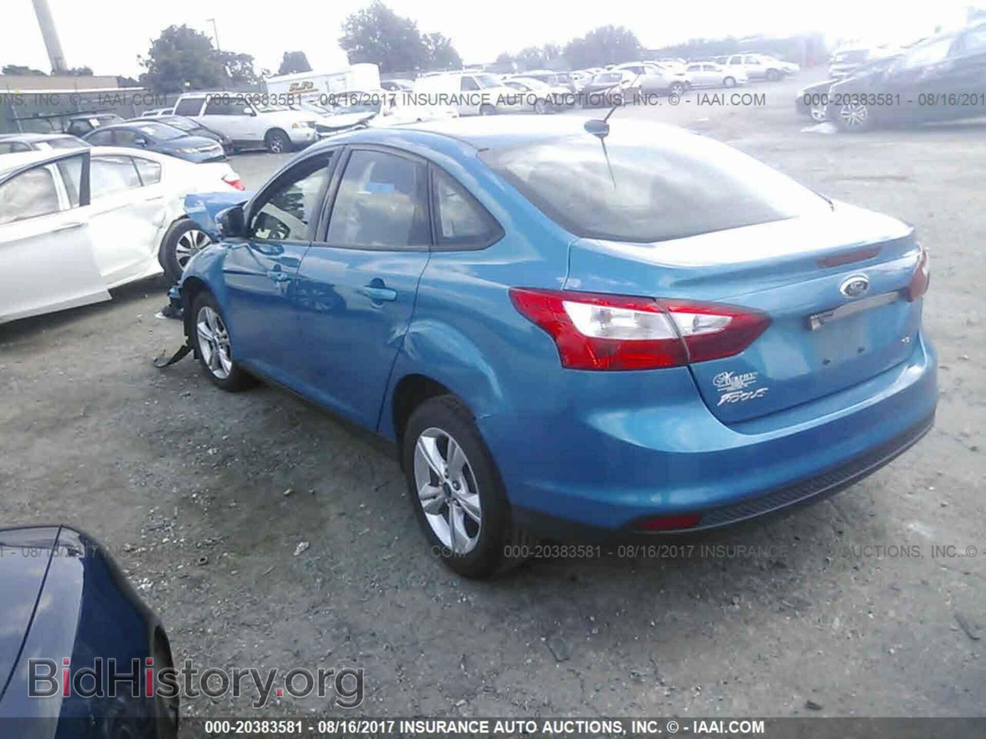 2014 Ford Focus - VIN: 1FADP3F20EL297712 - Photo 3