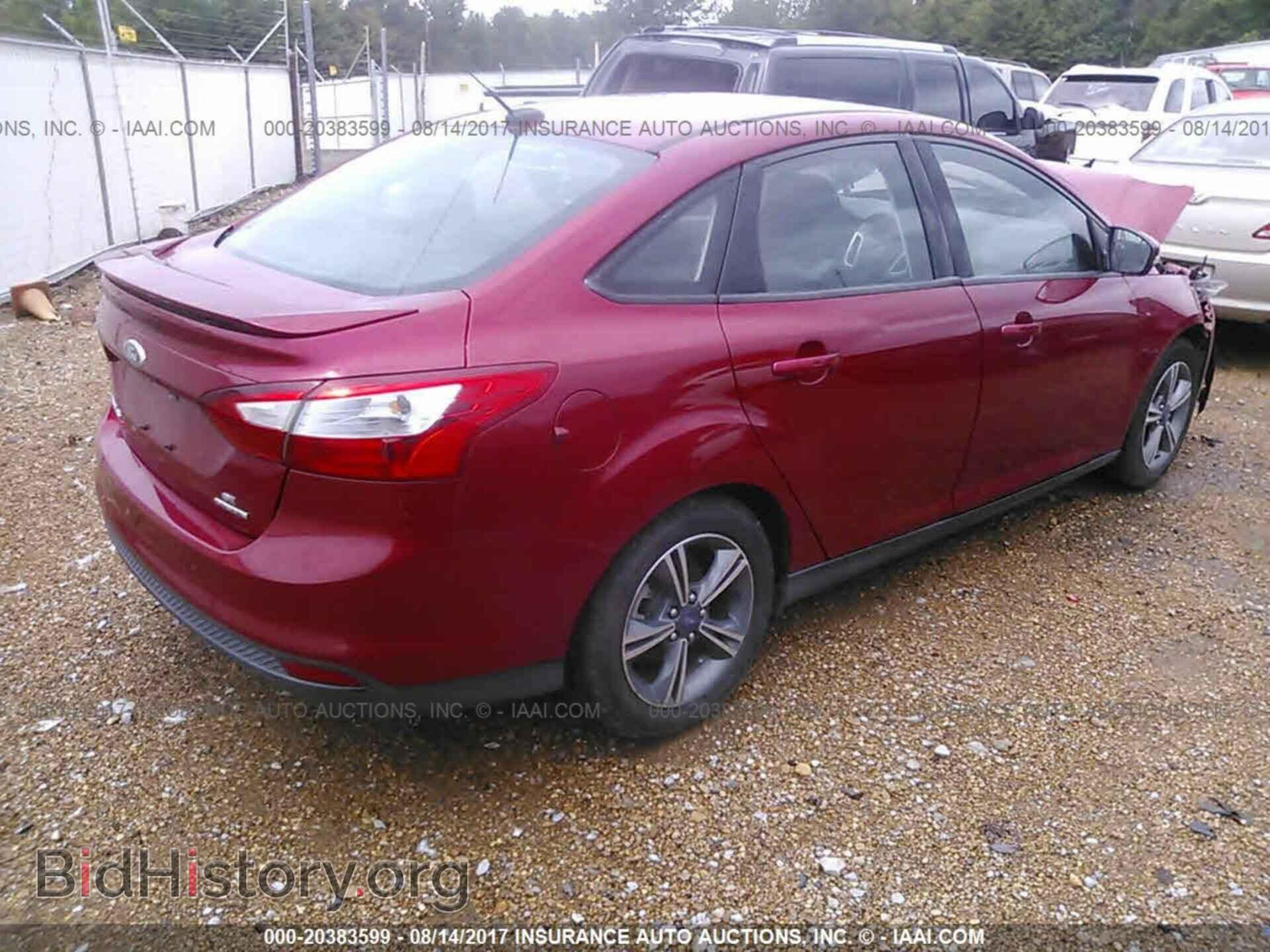 2012 Ford Focus - VIN: 1FAHP3F24CL472834 - Photo 4