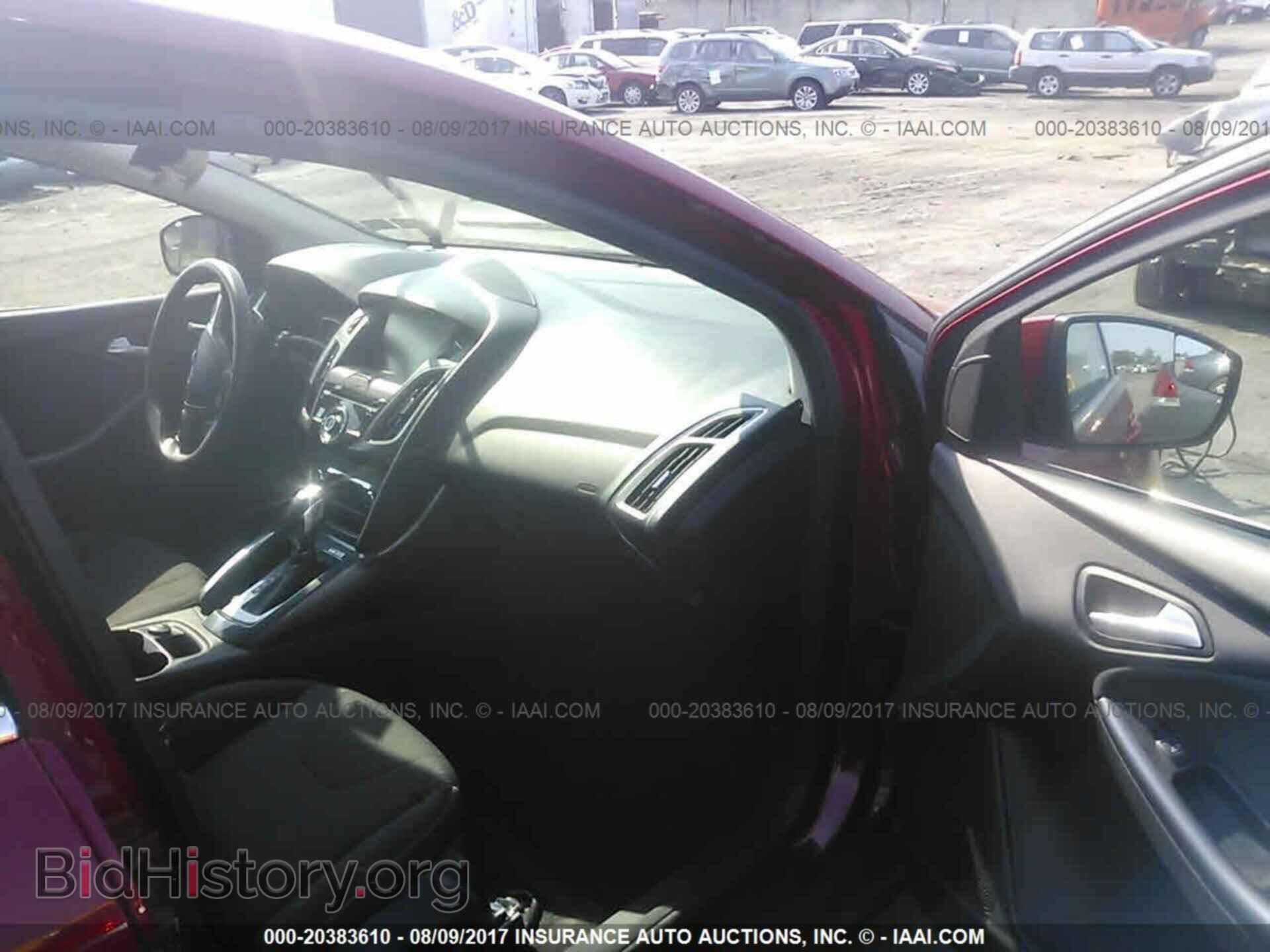 2012 Ford Focus - VIN: 1FAHP3N2XCL223794 - Photo 5