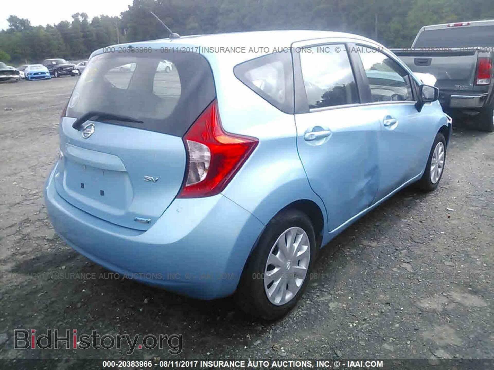 2015 Nissan Versa note - VIN: 3N1CE2CPXFL368302 - Фото 4