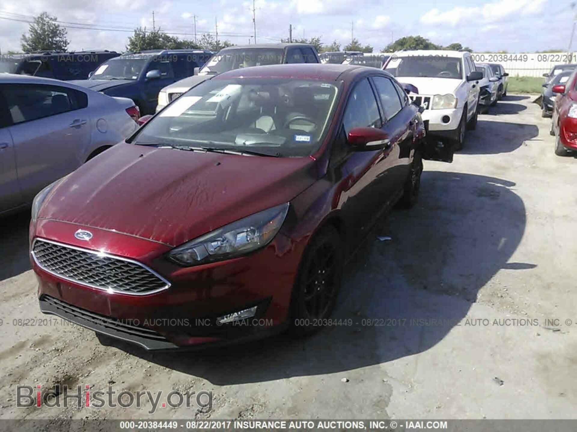 2016 Ford Focus - VIN: 1FADP3F2XGL395066 - Photo 2