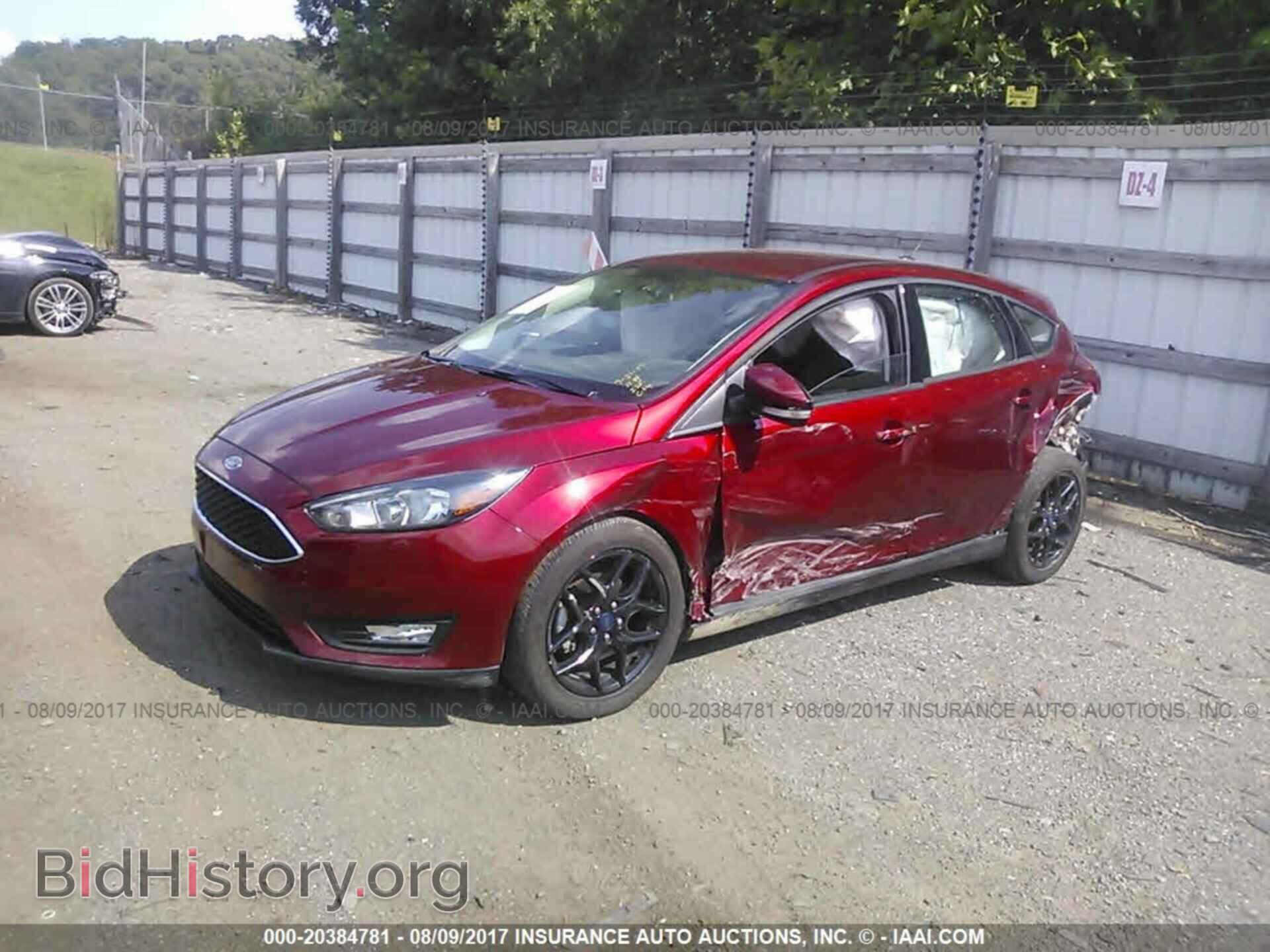 2016 Ford Focus - VIN: 1FADP3K26GL313601 - Фото 2