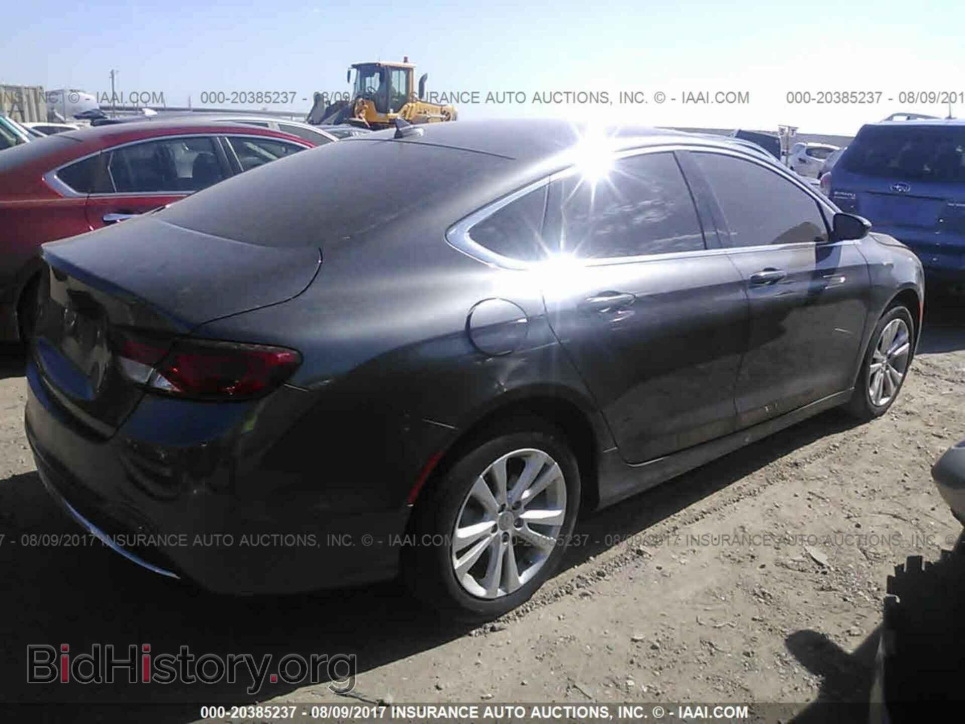 2016 Chrysler 200 - VIN: 1C3CCCAB6GN125222 - Photo 4