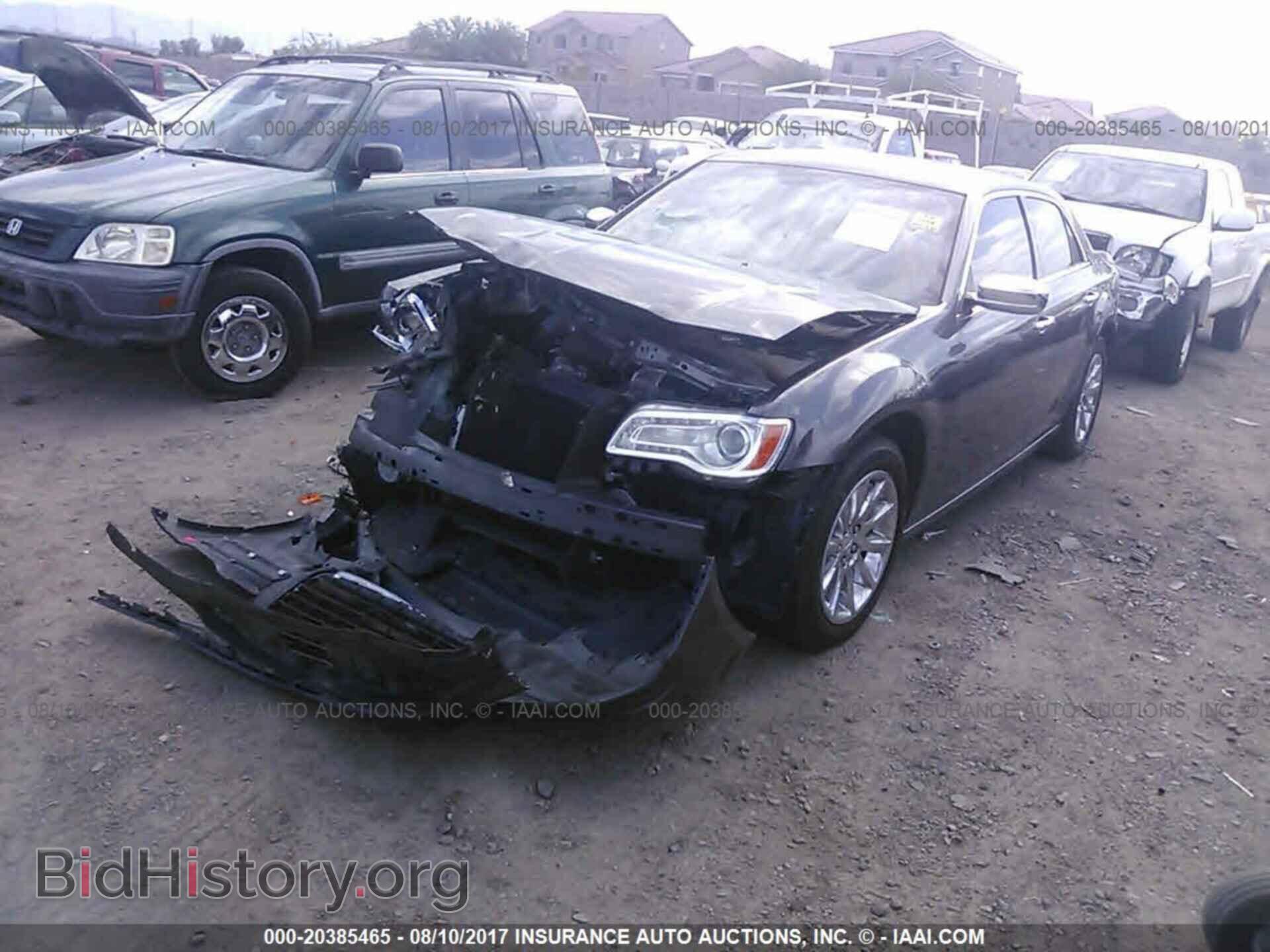 2014 Chrysler 300c - VIN: 2C3CCAET7EH169789 - Фото 2