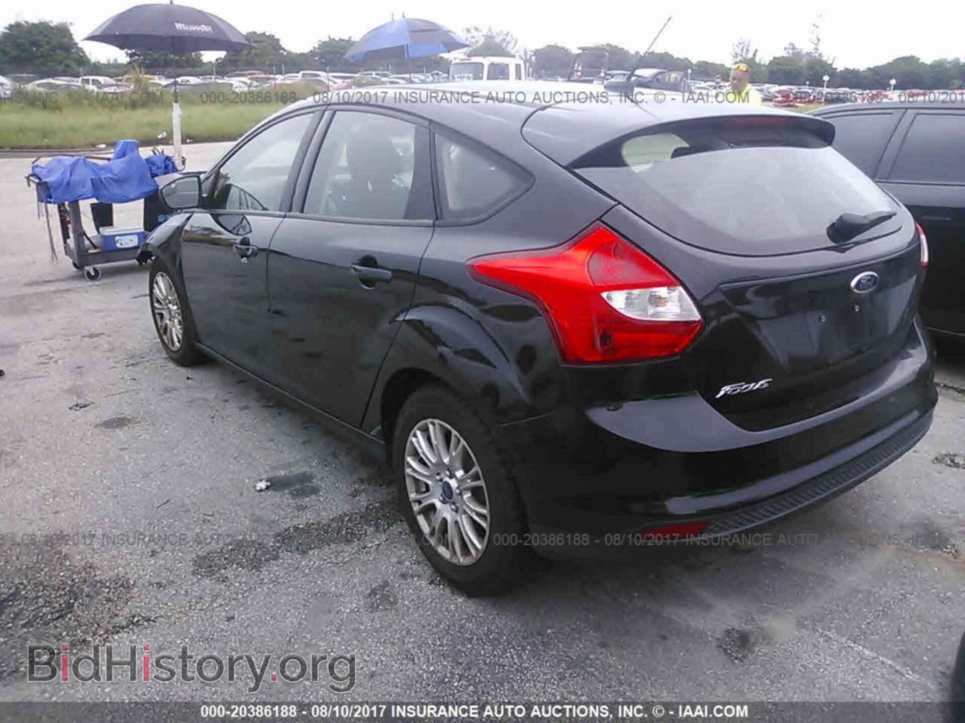 2012 Ford Focus - VIN: 1FAHP3K28CL379370 - Photo 3