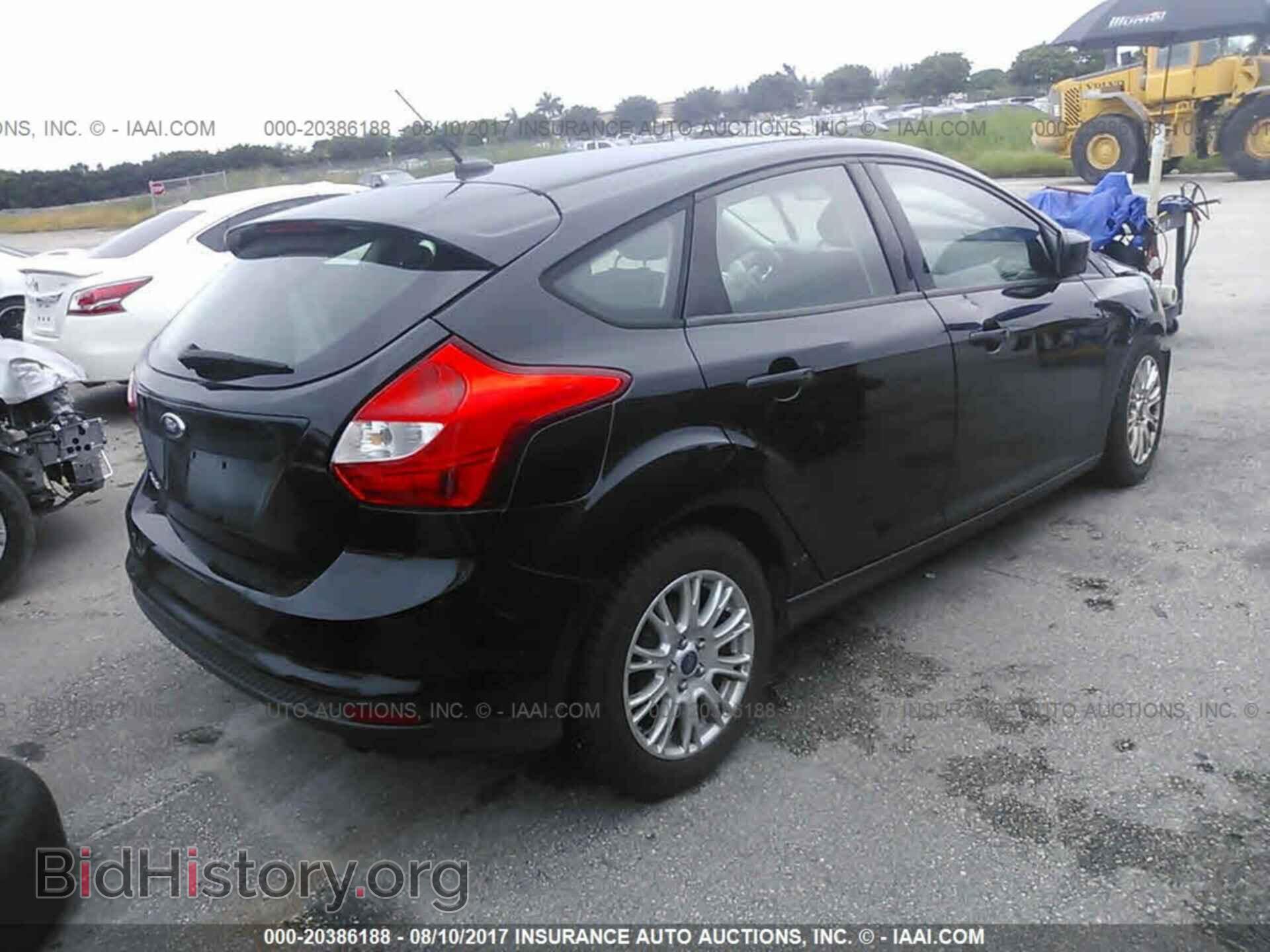 2012 Ford Focus - VIN: 1FAHP3K28CL379370 - Photo 4