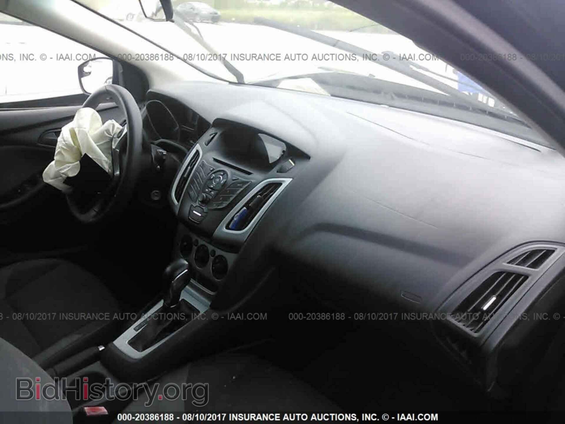 2012 Ford Focus - VIN: 1FAHP3K28CL379370 - Photo 5