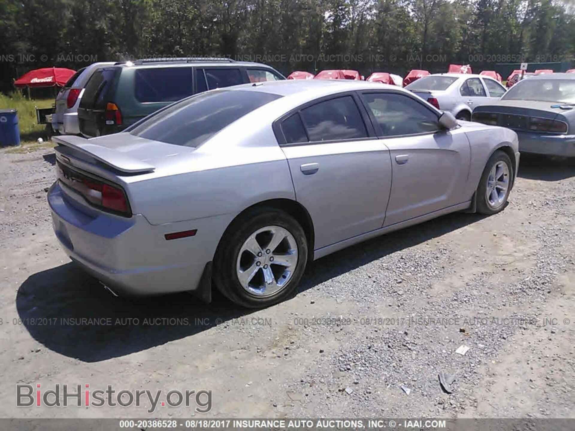 2013 Dodge Charger - VIN: 2C3CDXHG6DH574183 - Фото 4