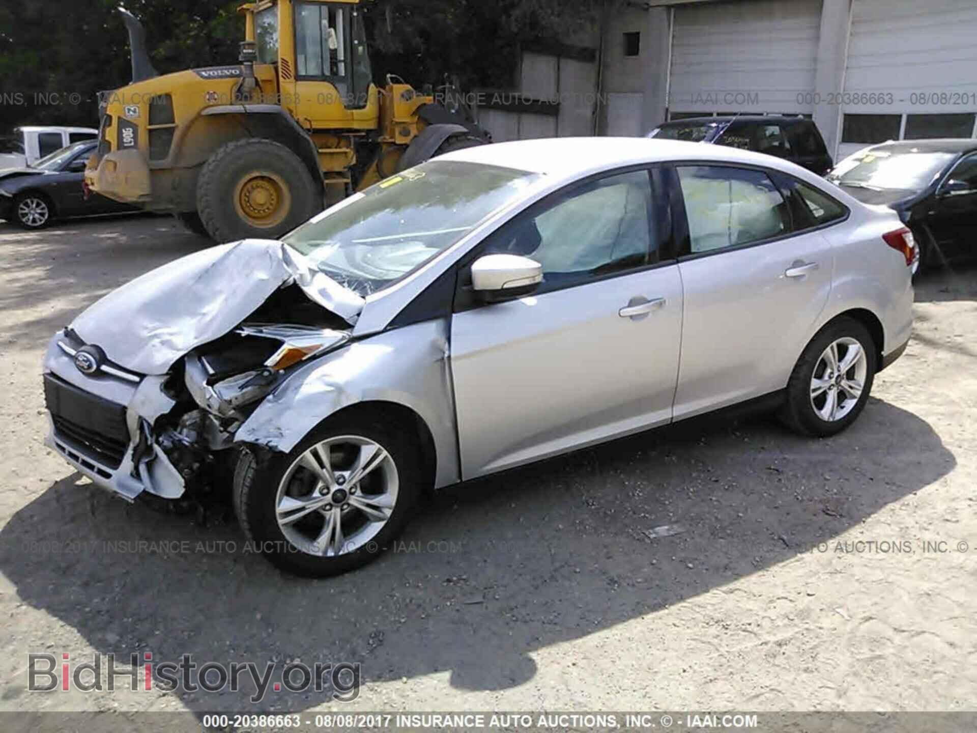 2013 Ford Focus - VIN: 1FADP3F27DL296944 - Photo 2
