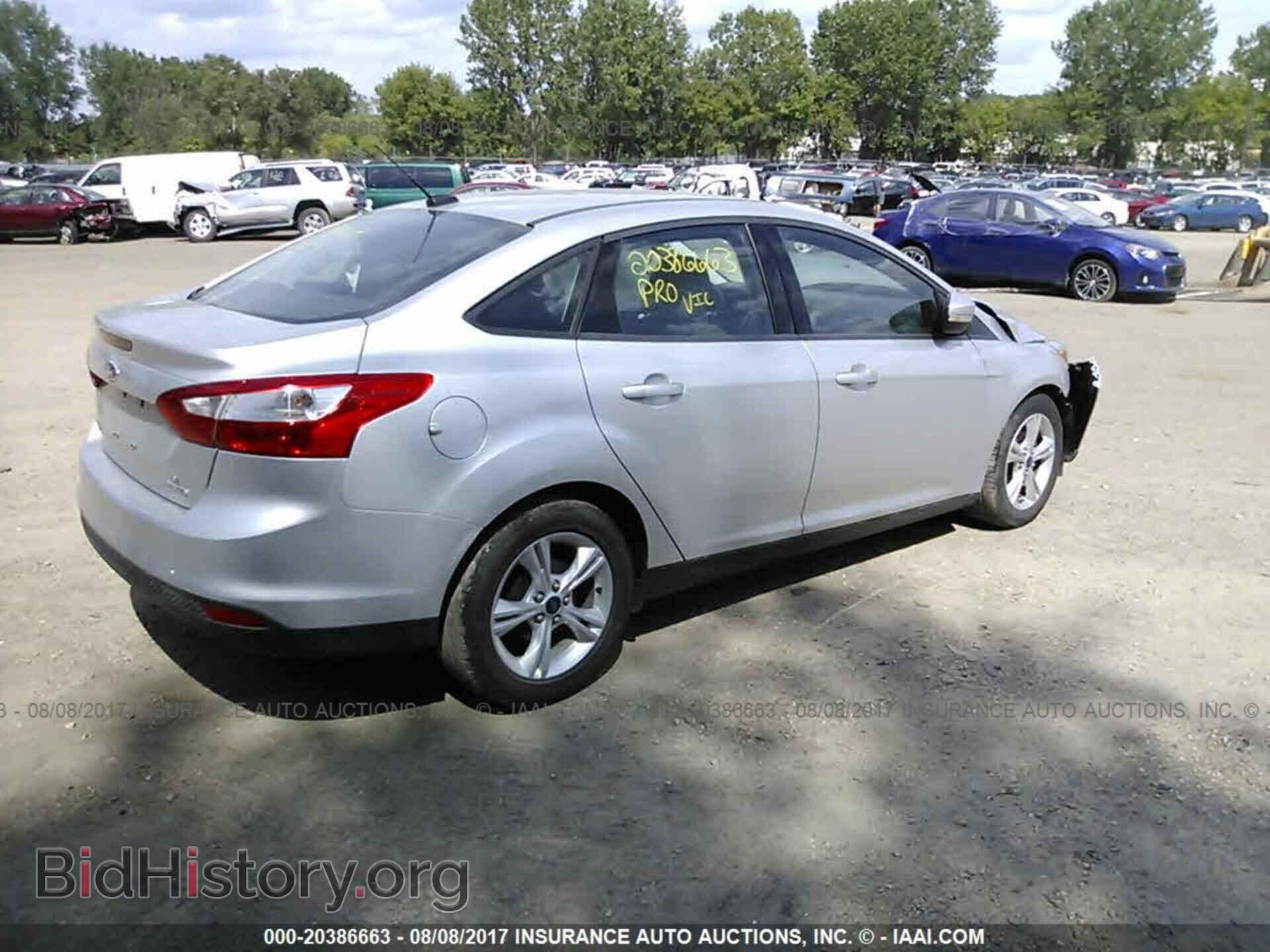 2013 Ford Focus - VIN: 1FADP3F27DL296944 - Photo 4