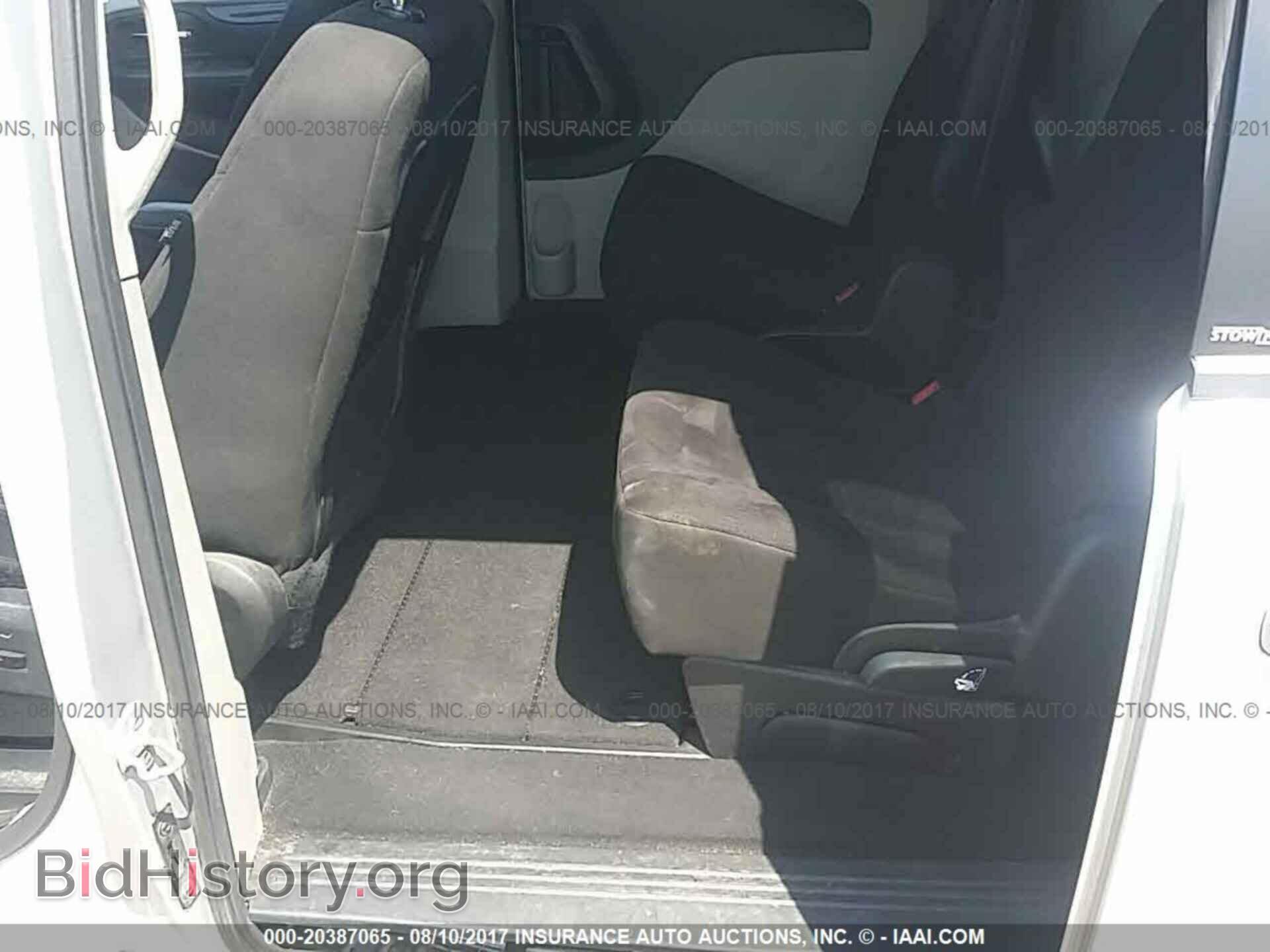 2011 Dodge Grand caravan - VIN: 2D4RN4DG2BR757369 - Фото 8