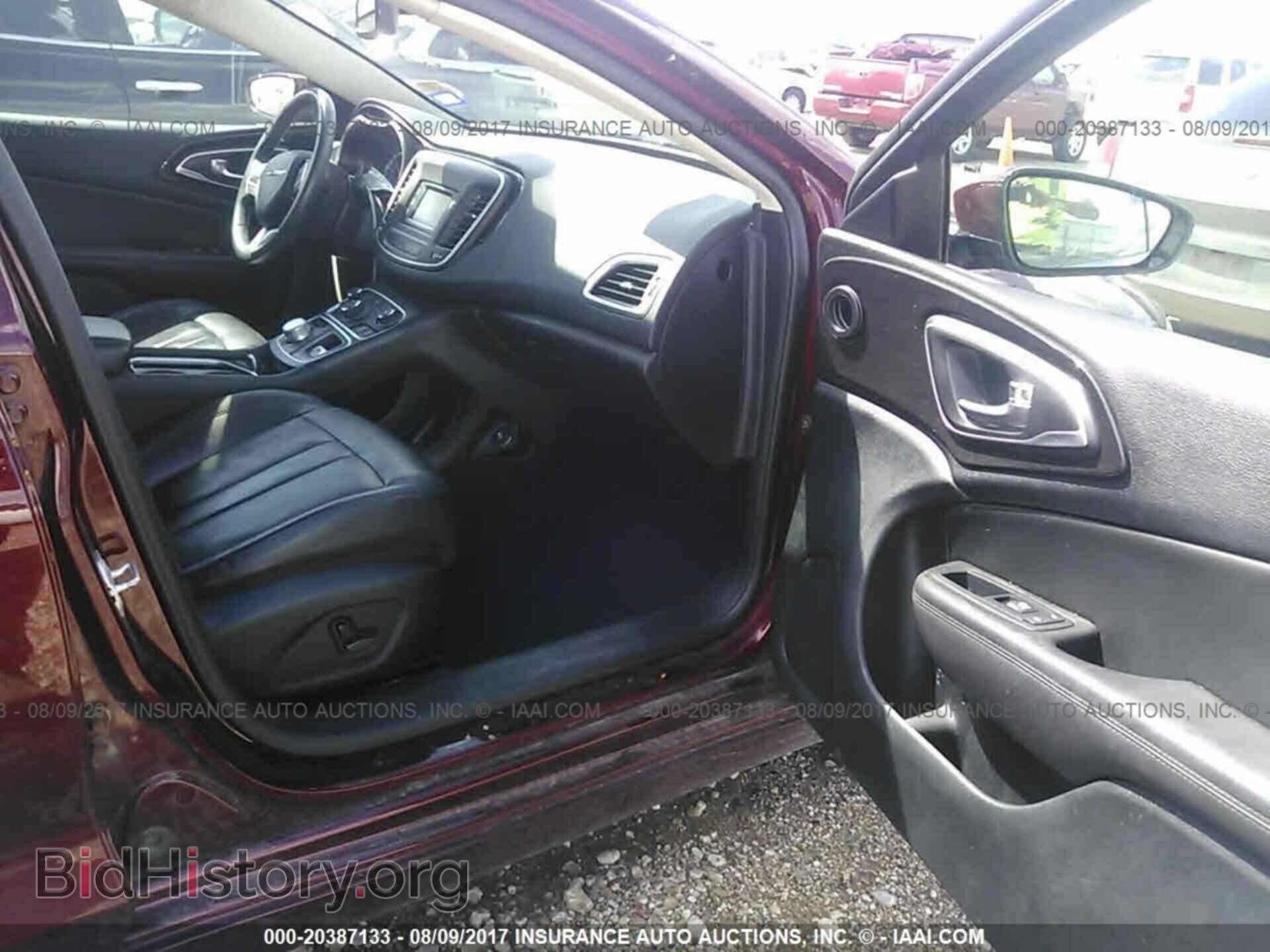 2015 Chrysler 200 - VIN: 1C3CCCCB6FN533246 - Photo 5