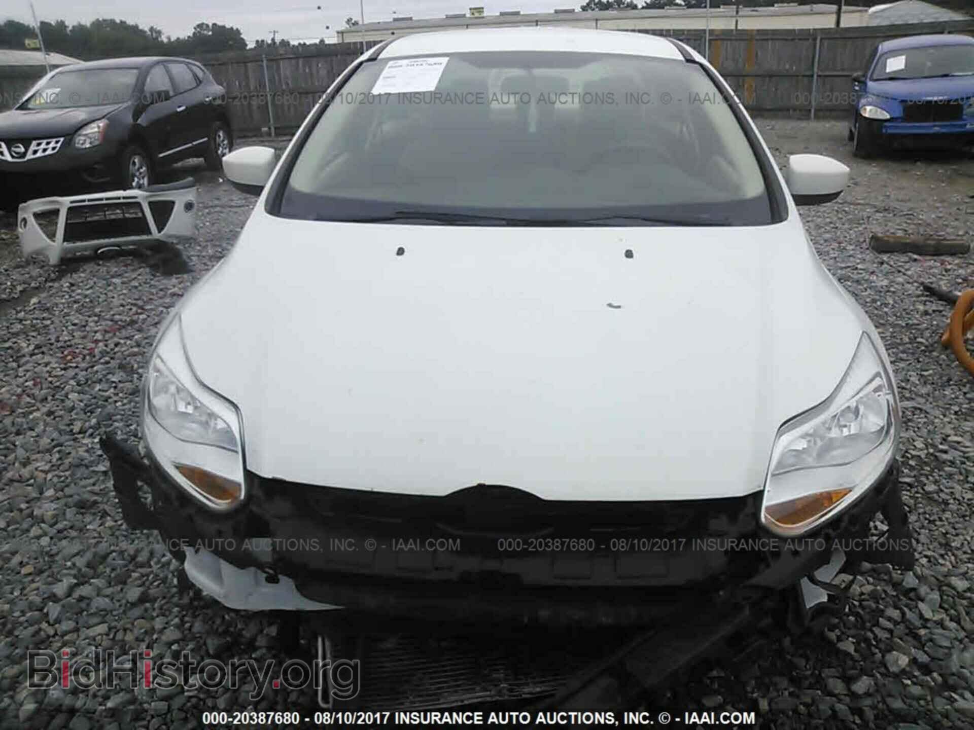 2012 Ford Focus - VIN: 1FAHP3F2XCL389957 - Photo 6