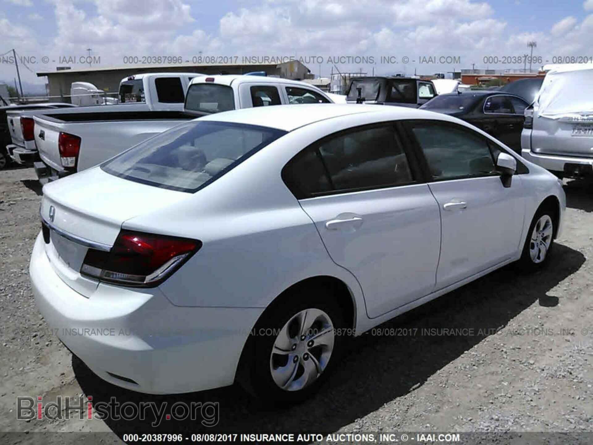 2014 Honda Civic - VIN: 19XFB2F51EE041805 - Photo 4