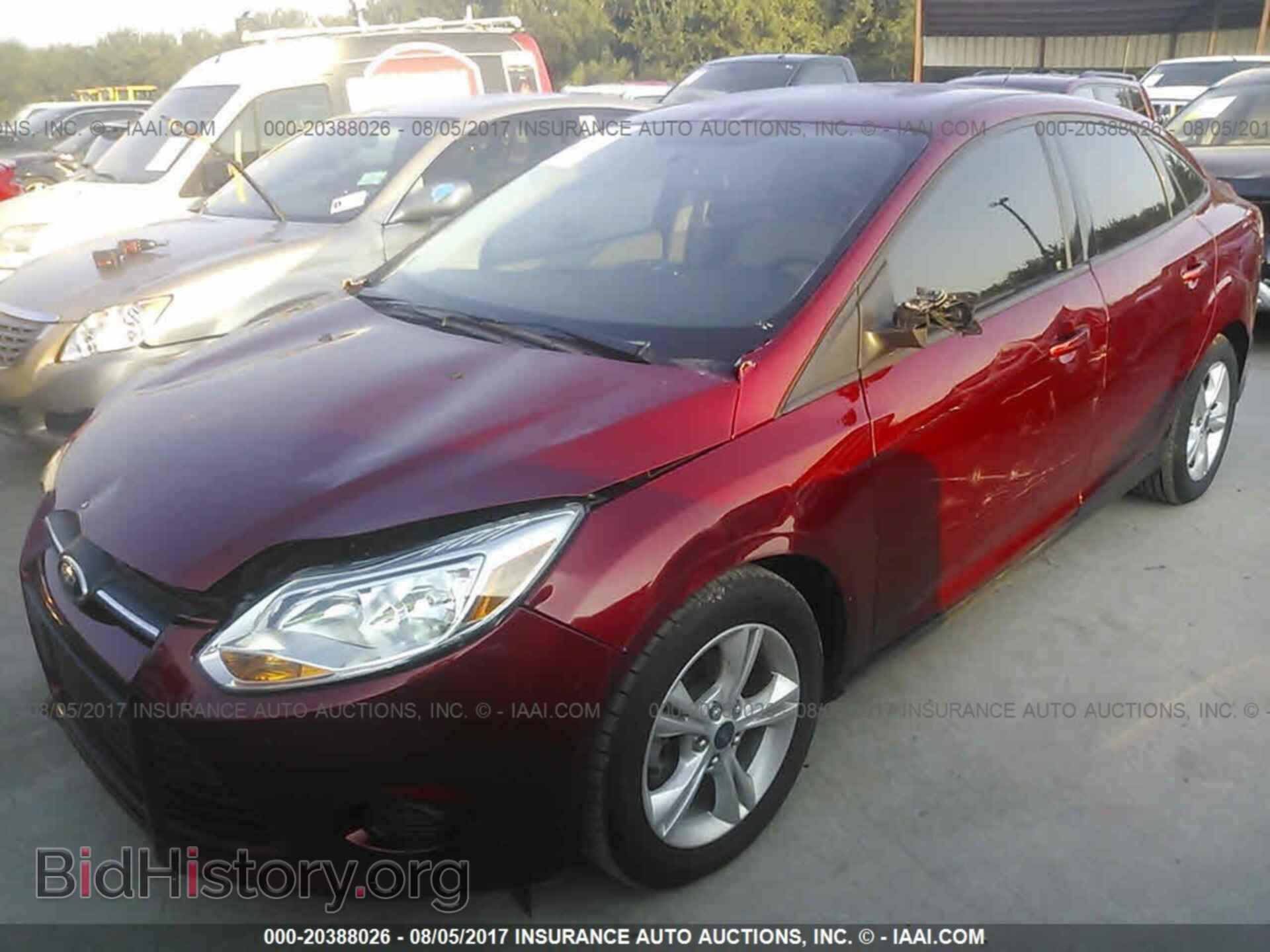 2014 Ford Focus - VIN: 1FADP3F20EL208656 - Photo 2