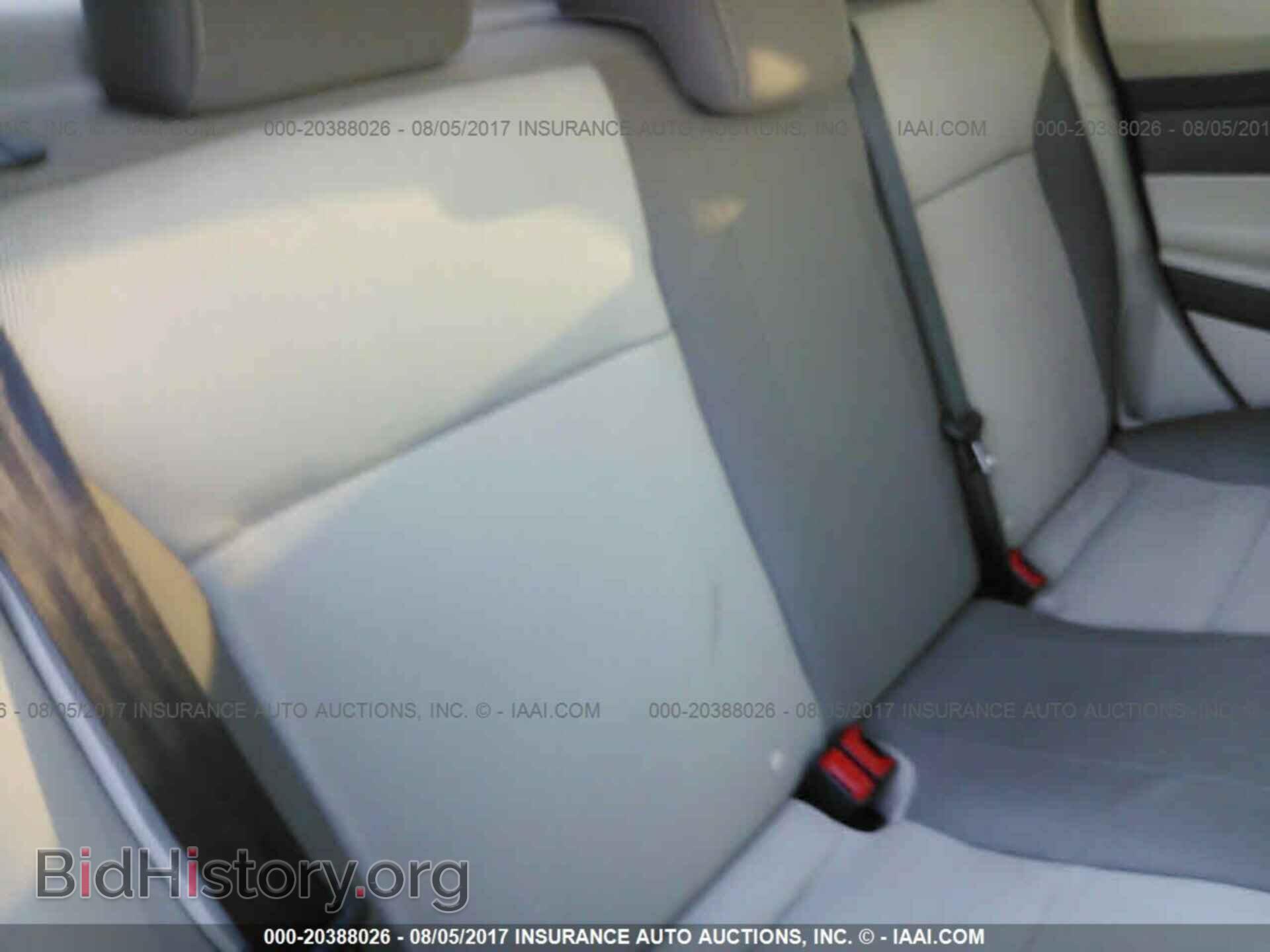2014 Ford Focus - VIN: 1FADP3F20EL208656 - Photo 8