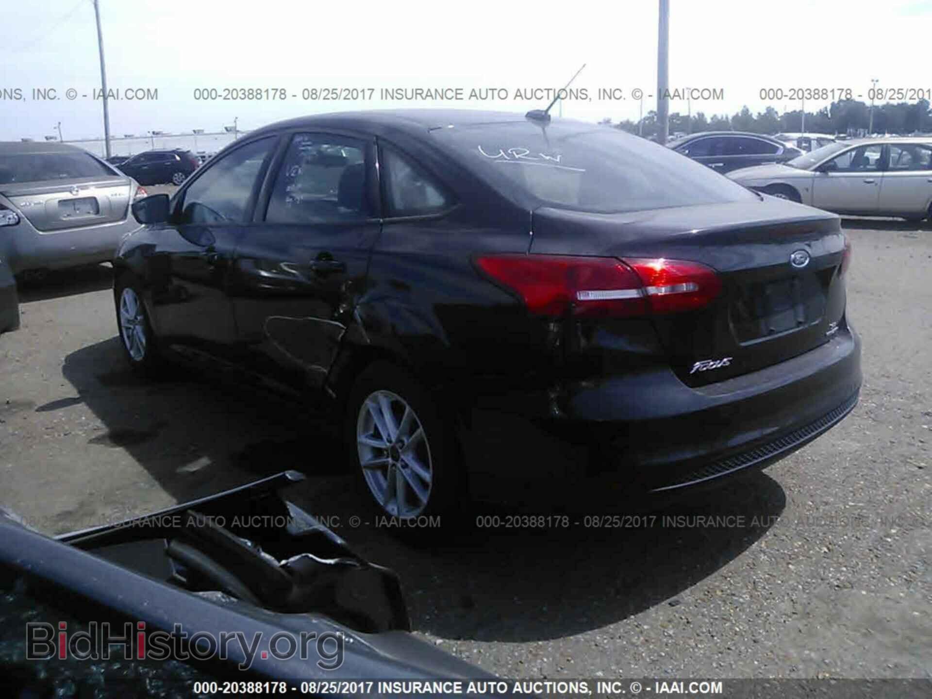 2016 Ford Focus - VIN: 1FADP3F28GL239494 - Фото 3