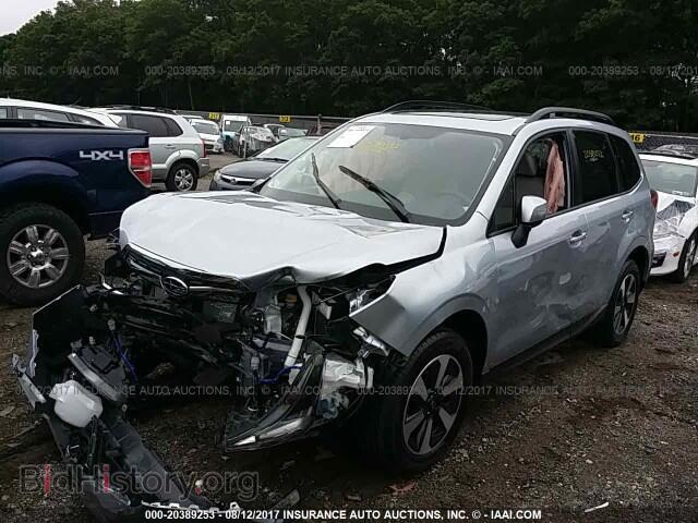 2017 Subaru Forester - VIN: JF2SJAEC4HH805576 - Фото 2