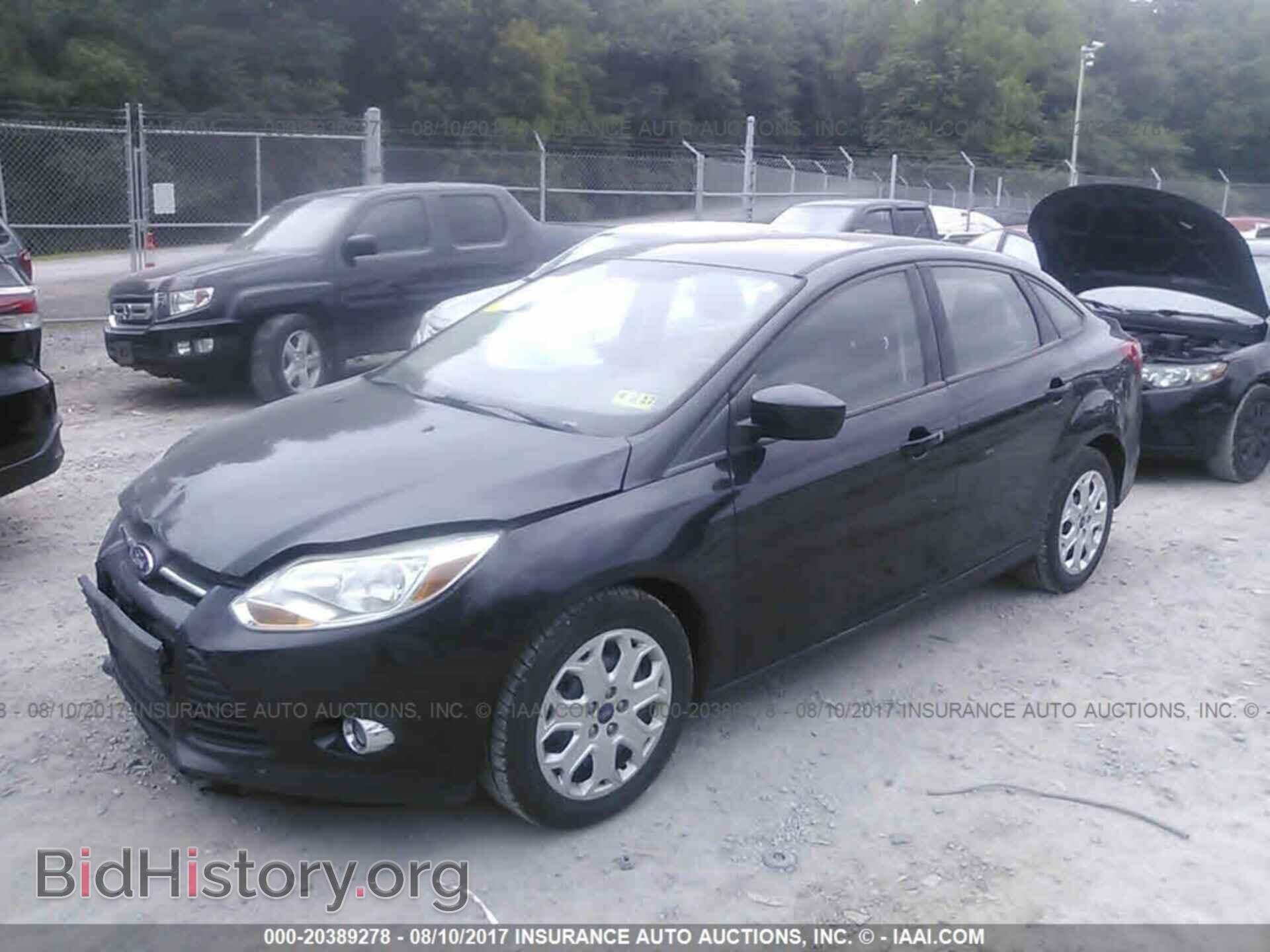 2012 Ford Focus - VIN: 1FAHP3F25CL170047 - Photo 2