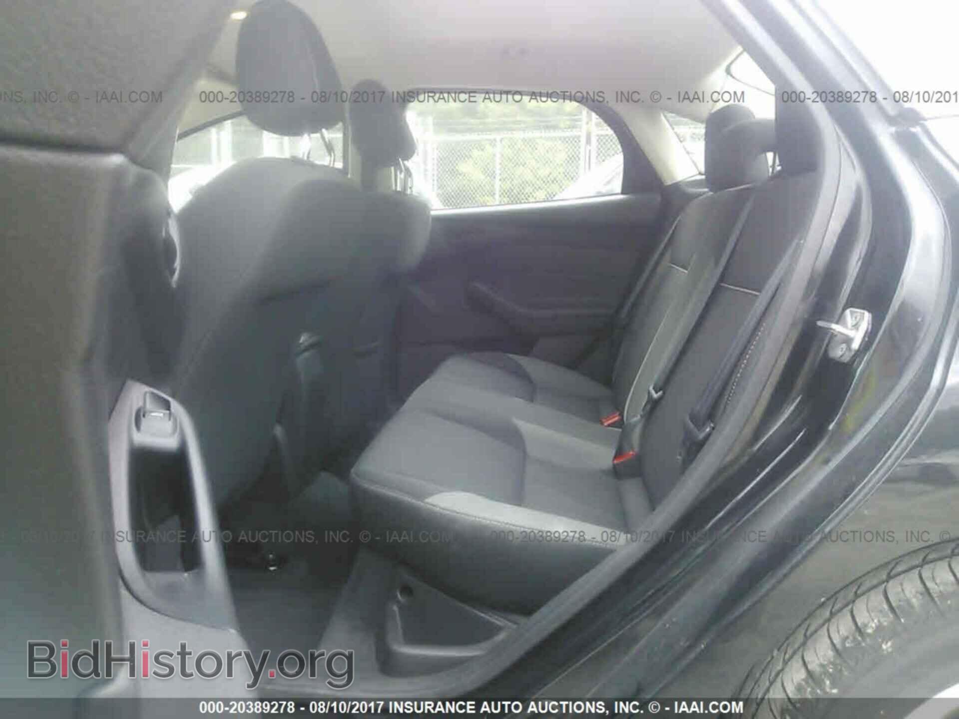 2012 Ford Focus - VIN: 1FAHP3F25CL170047 - Photo 8