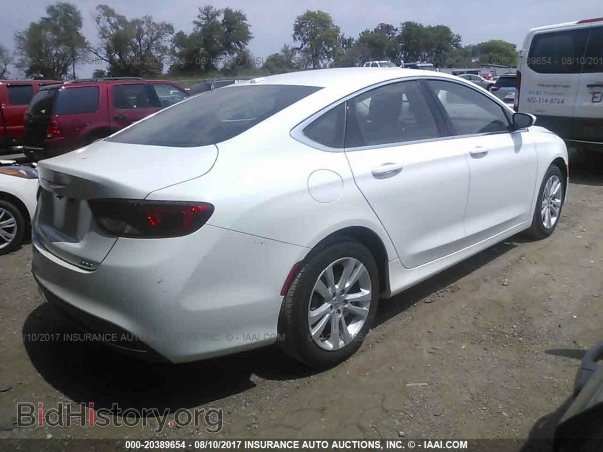 2015 Chrysler 200 - VIN: 1C3CCCAB8FN599798 - Photo 4