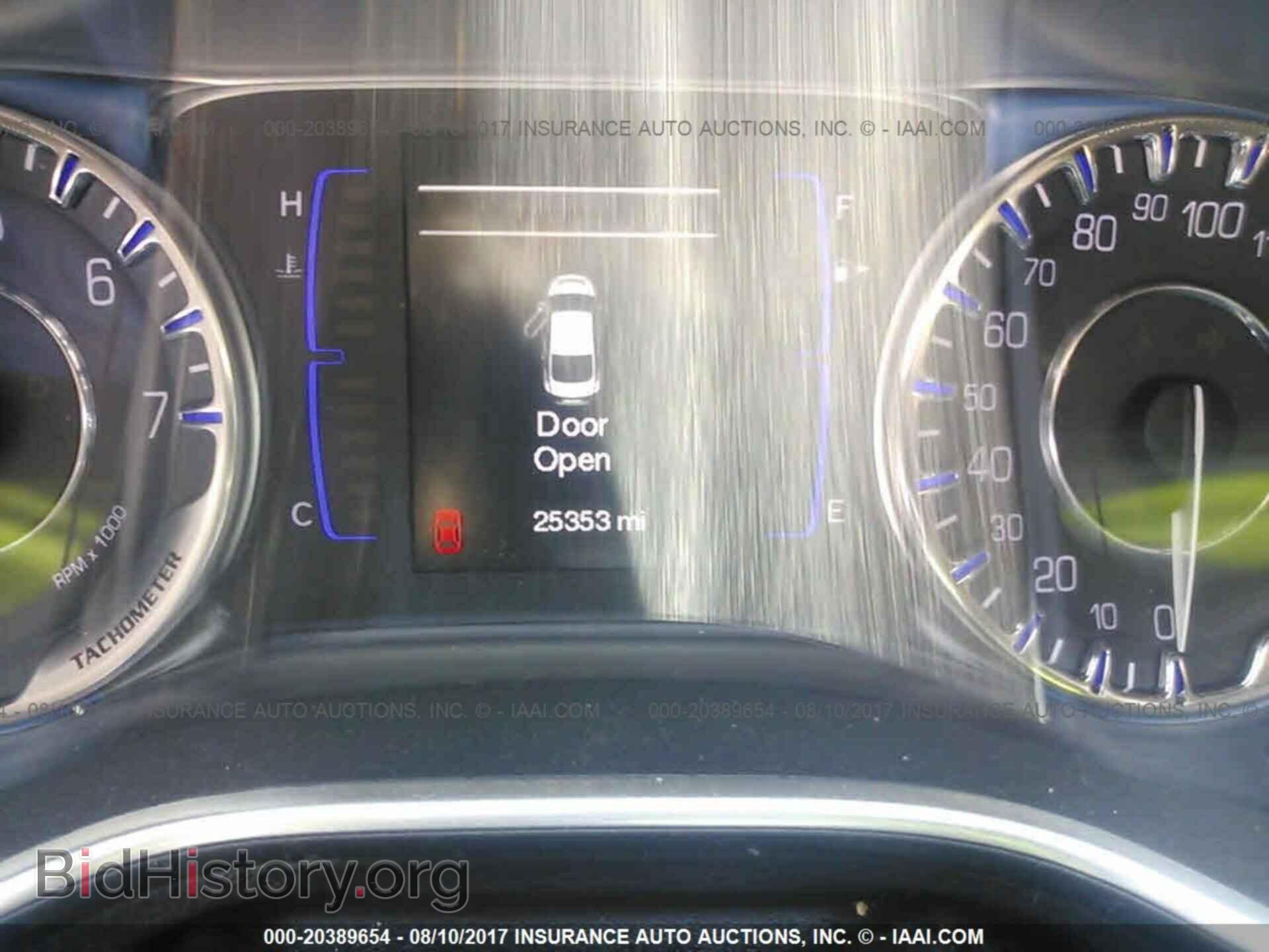 2015 Chrysler 200 - VIN: 1C3CCCAB8FN599798 - Photo 7