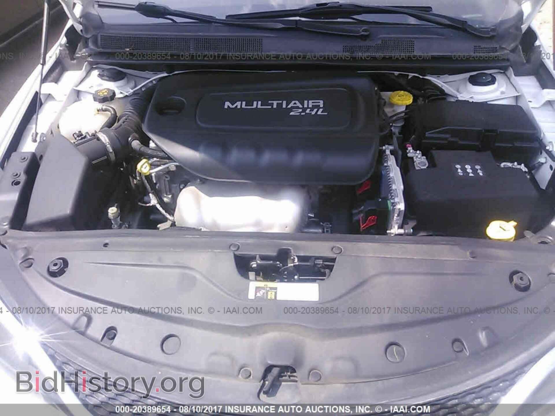2015 Chrysler 200 - VIN: 1C3CCCAB8FN599798 - Photo 10