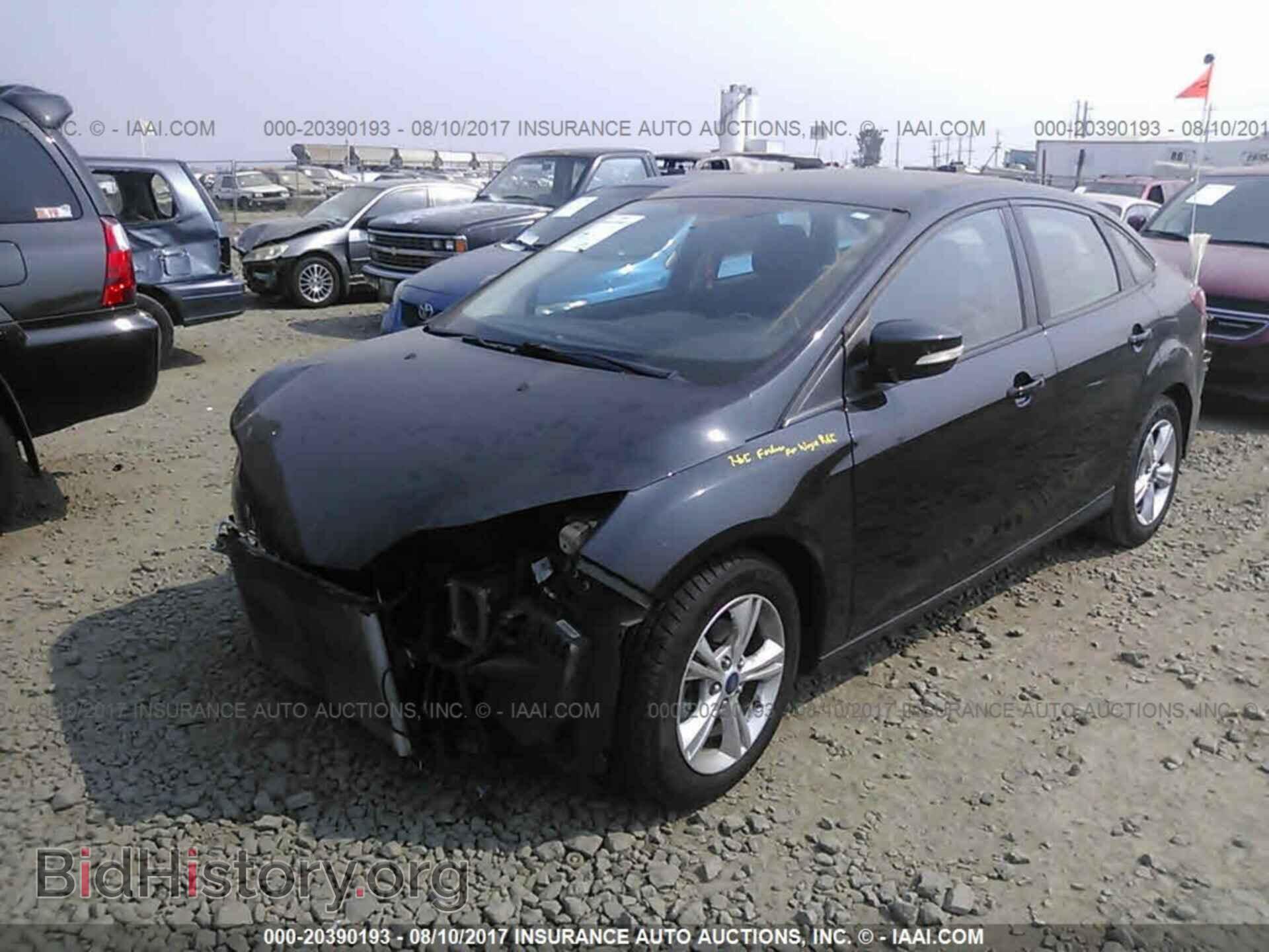2013 Ford Focus - VIN: 1FADP3F21DL253619 - Photo 2