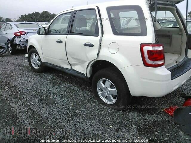 2012 Ford Escape - VIN: 1FMCU0C70CKB27992 - Photo 3