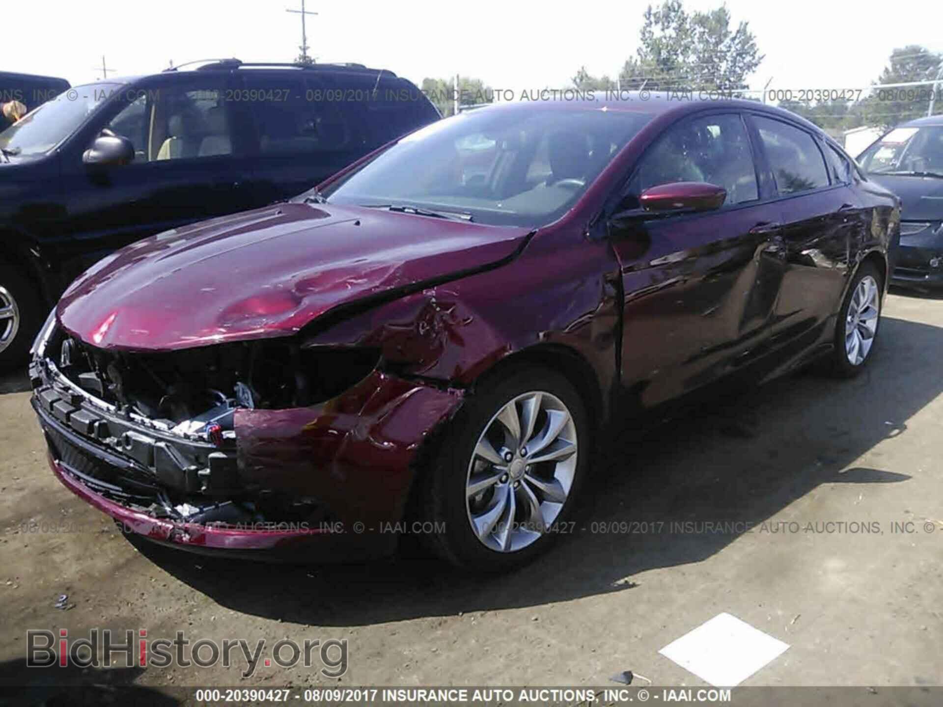 2015 Chrysler 200 - VIN: 1C3CCCBB8FN710297 - Photo 2