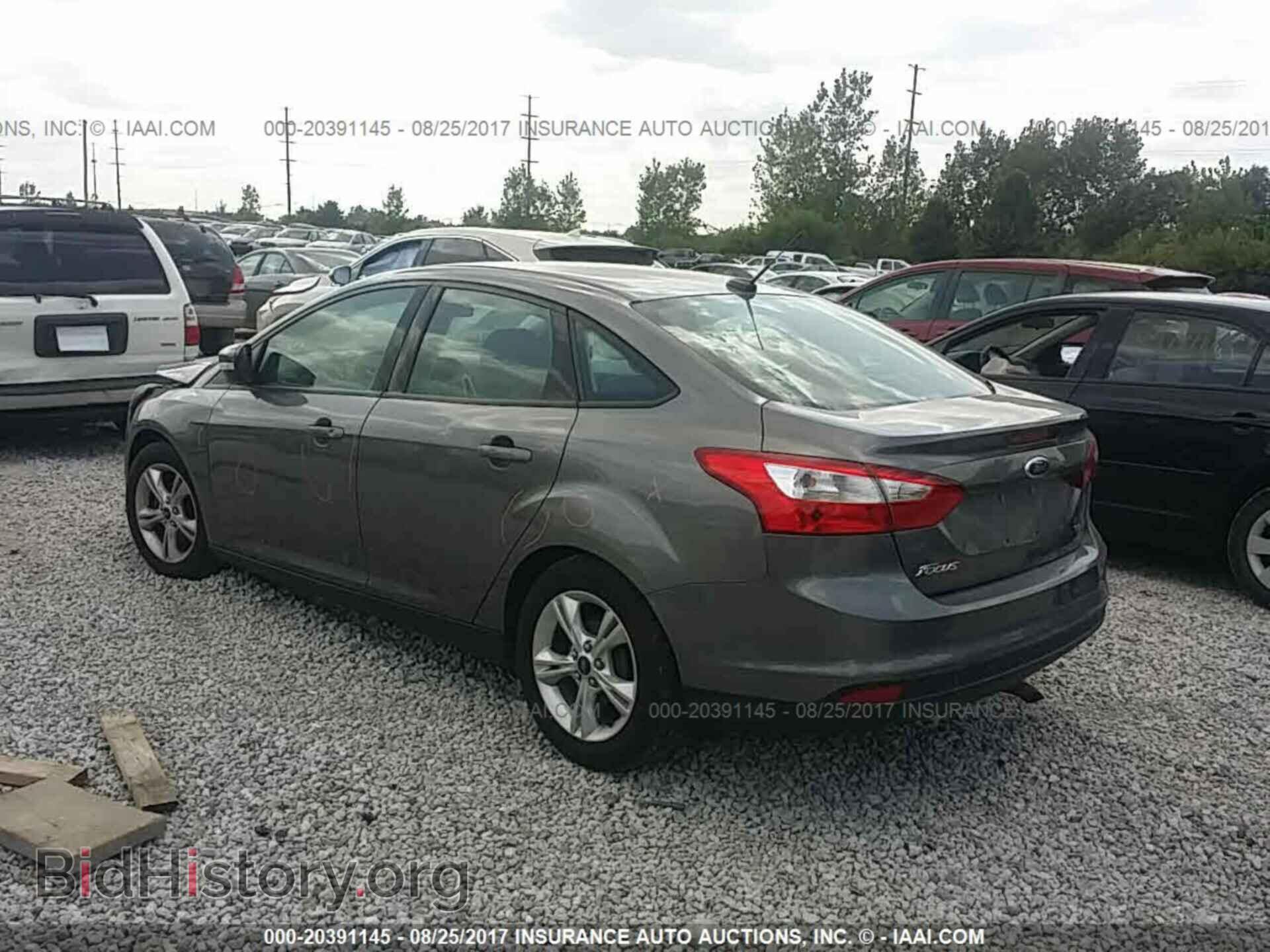 2014 Ford Focus - VIN: 1FADP3F29EL285283 - Фото 3