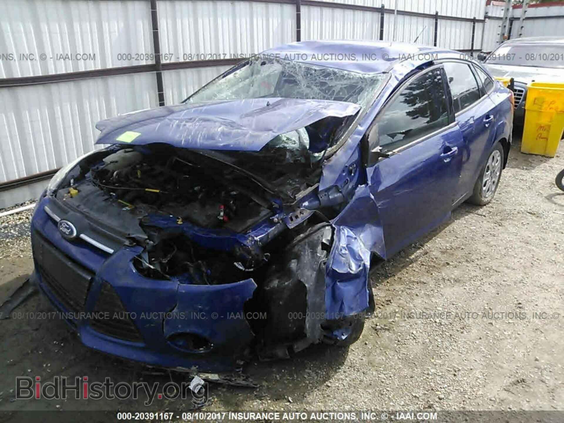 2012 Ford Focus - VIN: 1FAHP3F21CL346186 - Photo 2