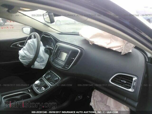 2016 Chrysler 200 - VIN: 1C3CCCAB5GN171172 - Фото 5