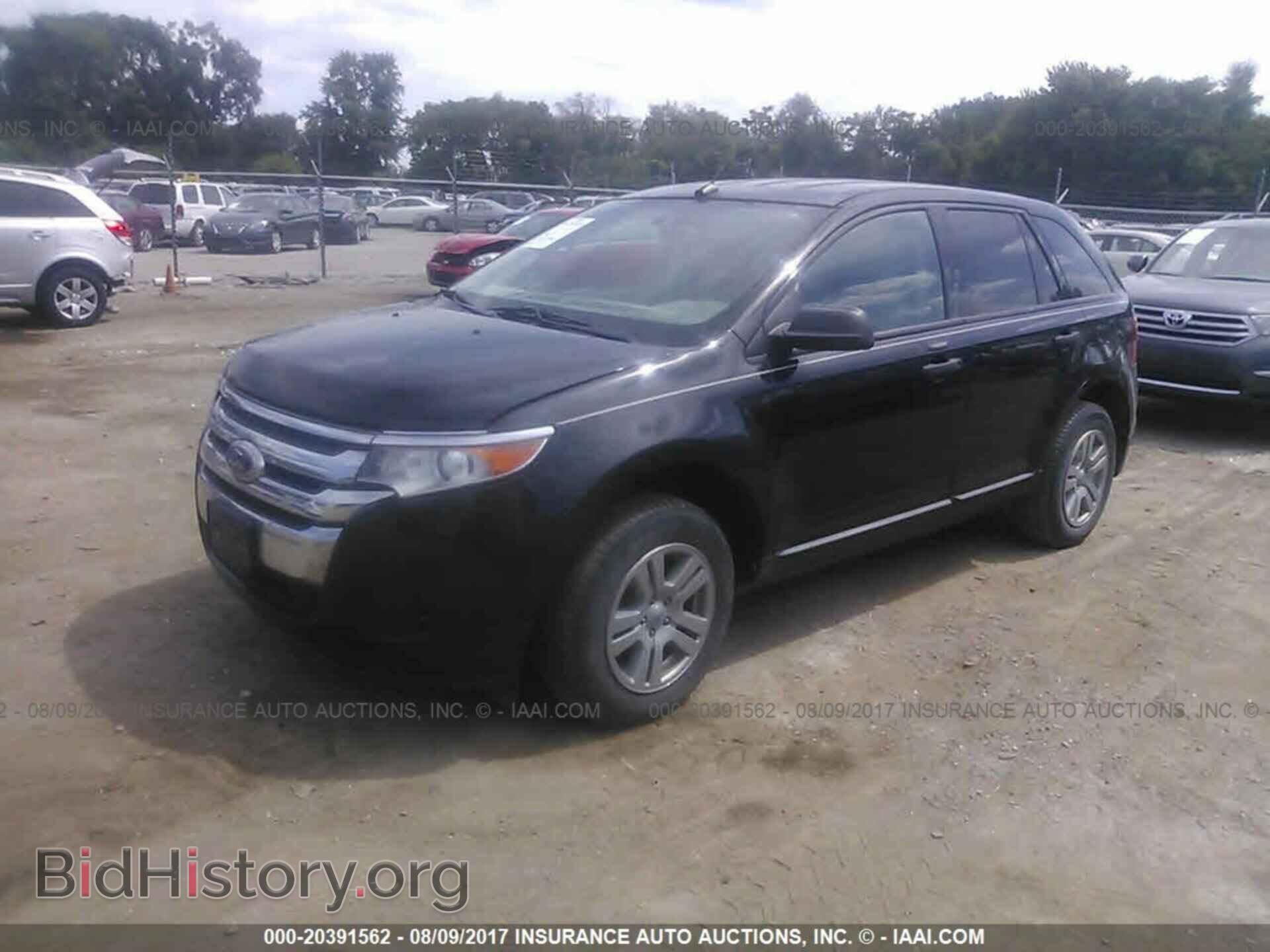 2011 Ford Edge - VIN: 2FMDK3GC0BBB10430 - Photo 2