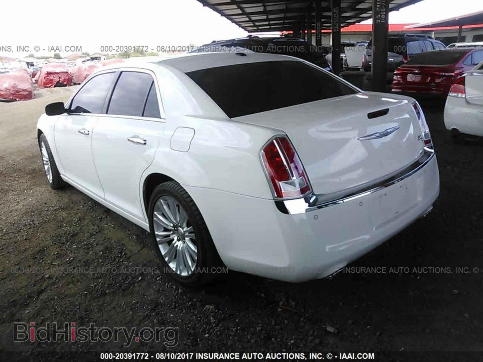 2011 Chrysler 300c - VIN: 2C3CA6CT7BH522243 - Фото 3