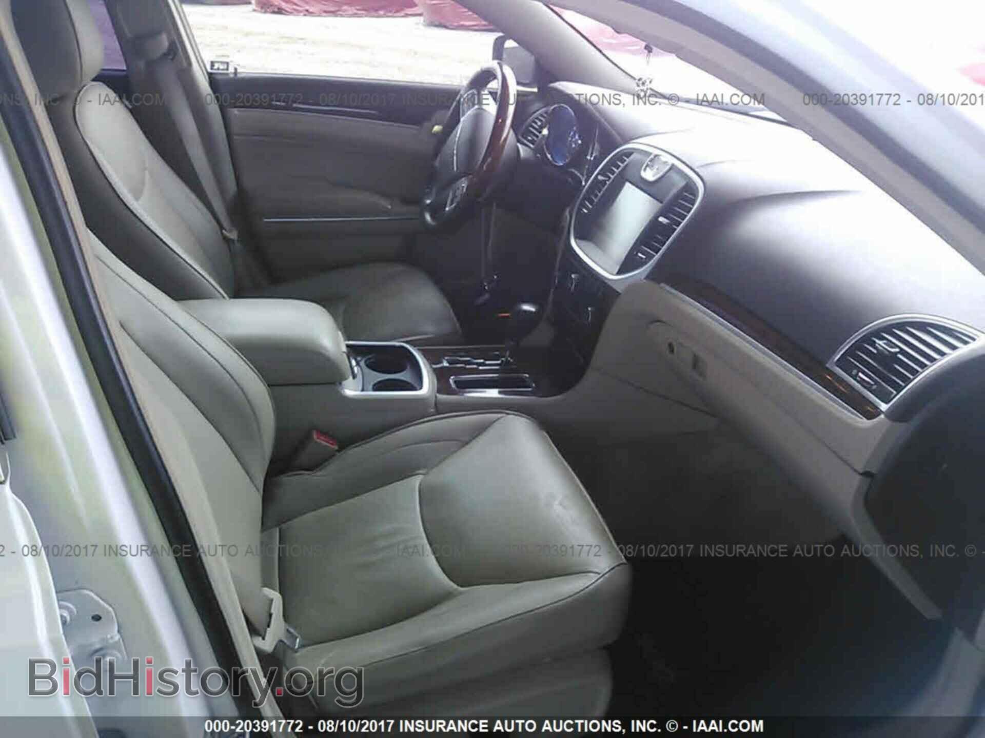 2011 Chrysler 300c - VIN: 2C3CA6CT7BH522243 - Фото 5