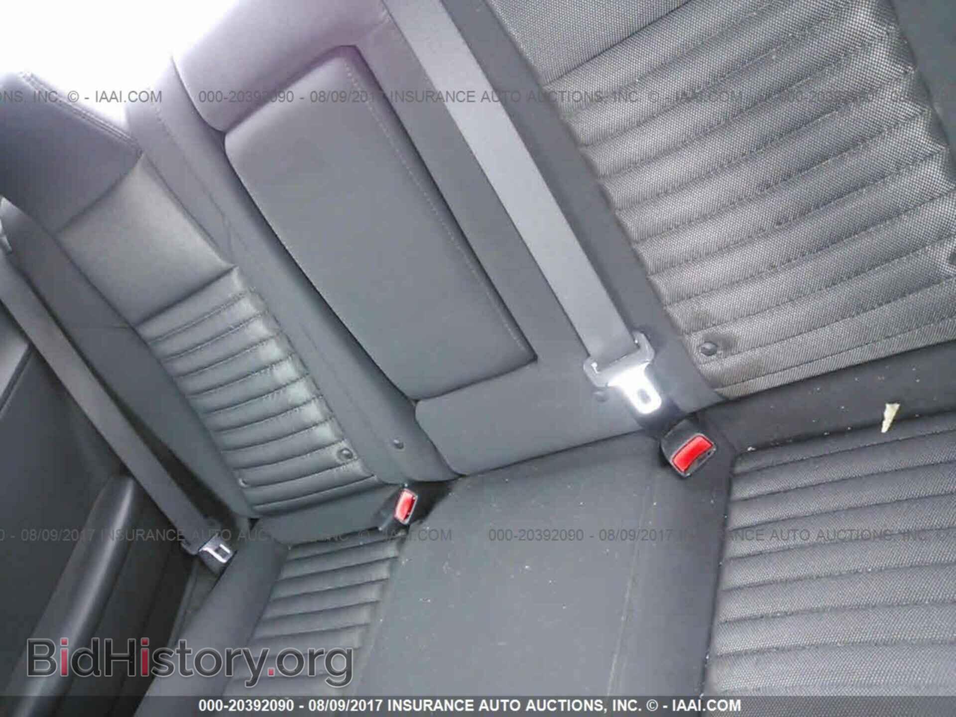2014 Dodge Challenger - VIN: 2C3CDYAG5EH260607 - Photo 8
