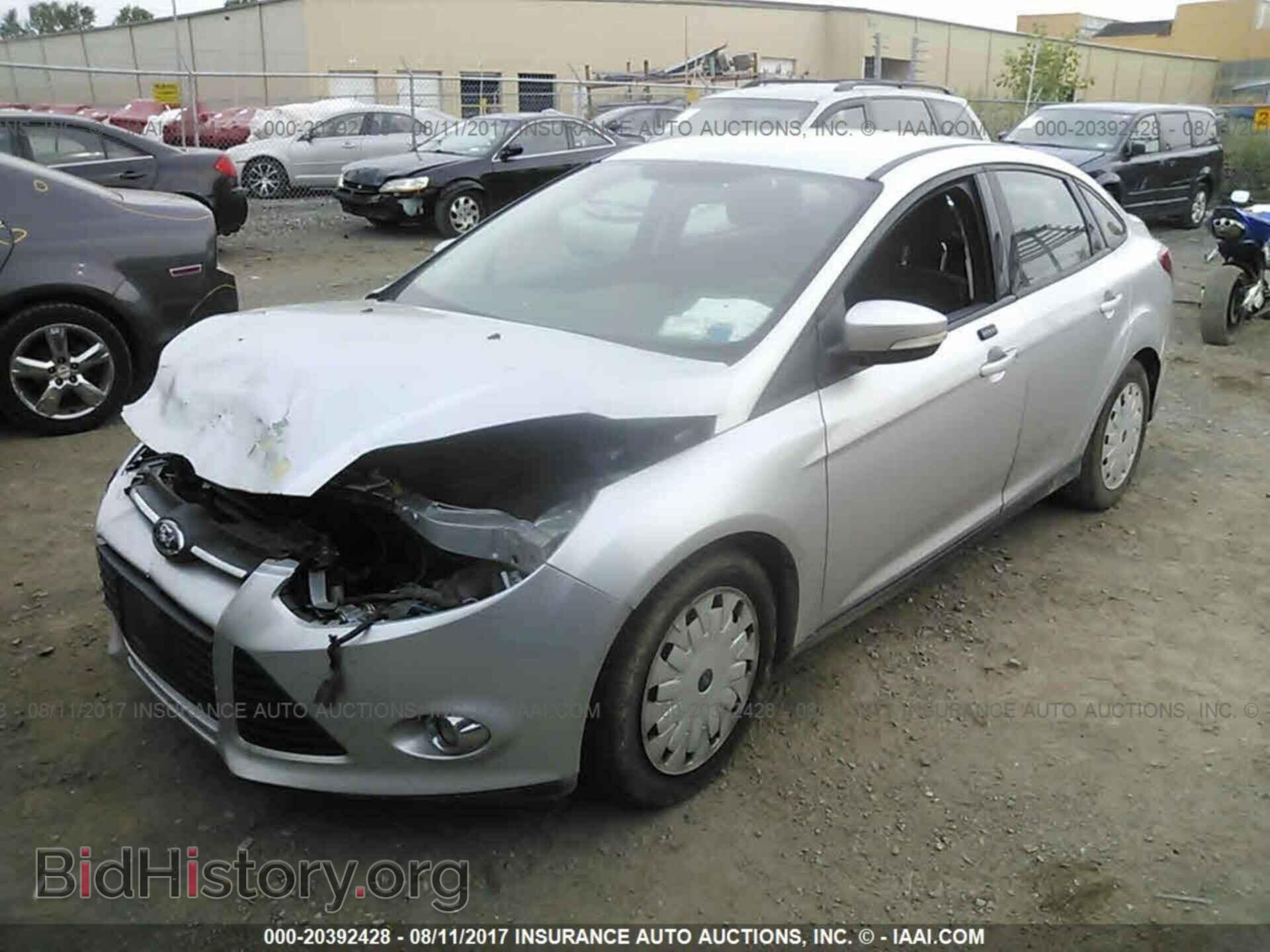 2012 Ford Focus - VIN: 1FAHP3F21CL283431 - Photo 2