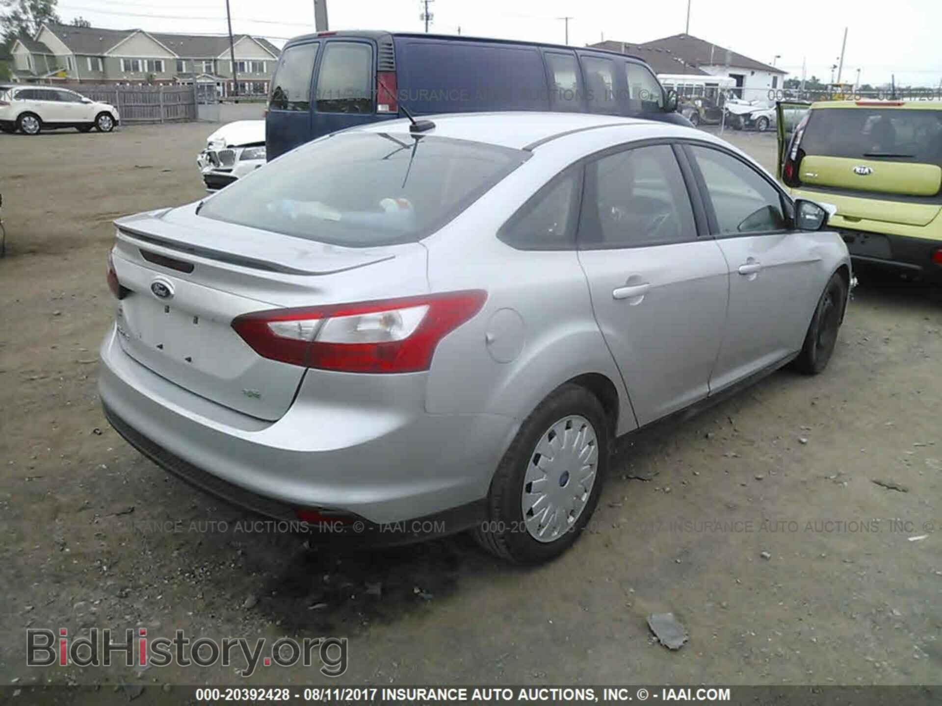 2012 Ford Focus - VIN: 1FAHP3F21CL283431 - Photo 4