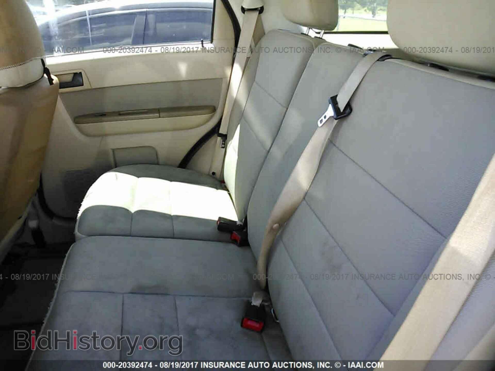 2011 Ford Escape - VIN: 1FMCU0D72BKA86830 - Фото 8
