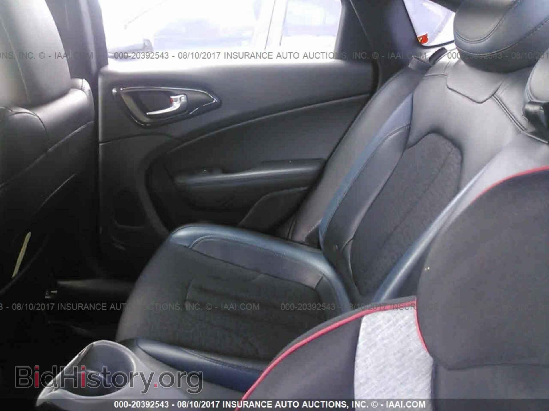 2015 Chrysler 200 - VIN: 1C3CCCBB3FN675183 - Photo 8