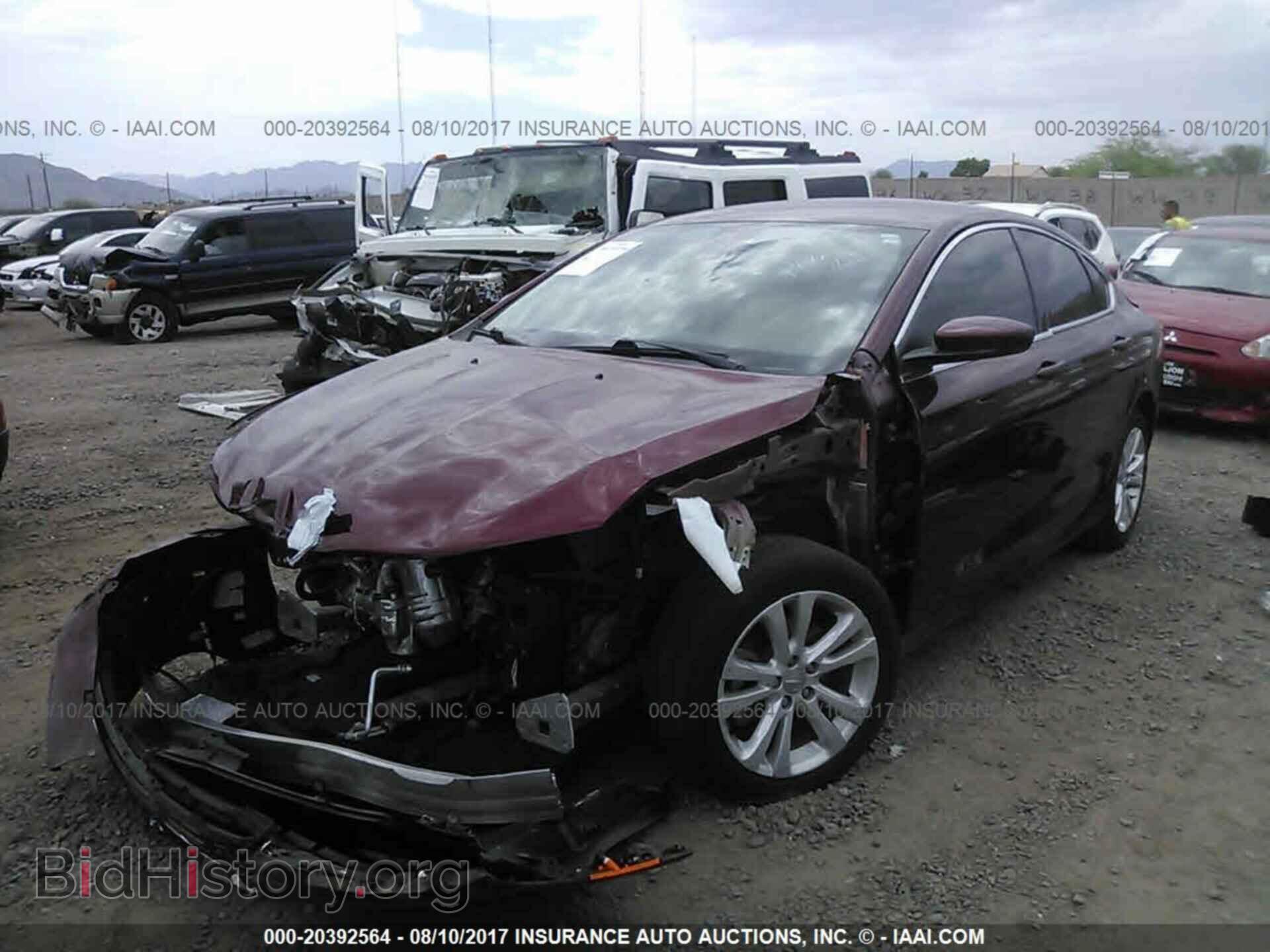 2015 Chrysler 200 - VIN: 1C3CCCAB3FN755679 - Photo 2