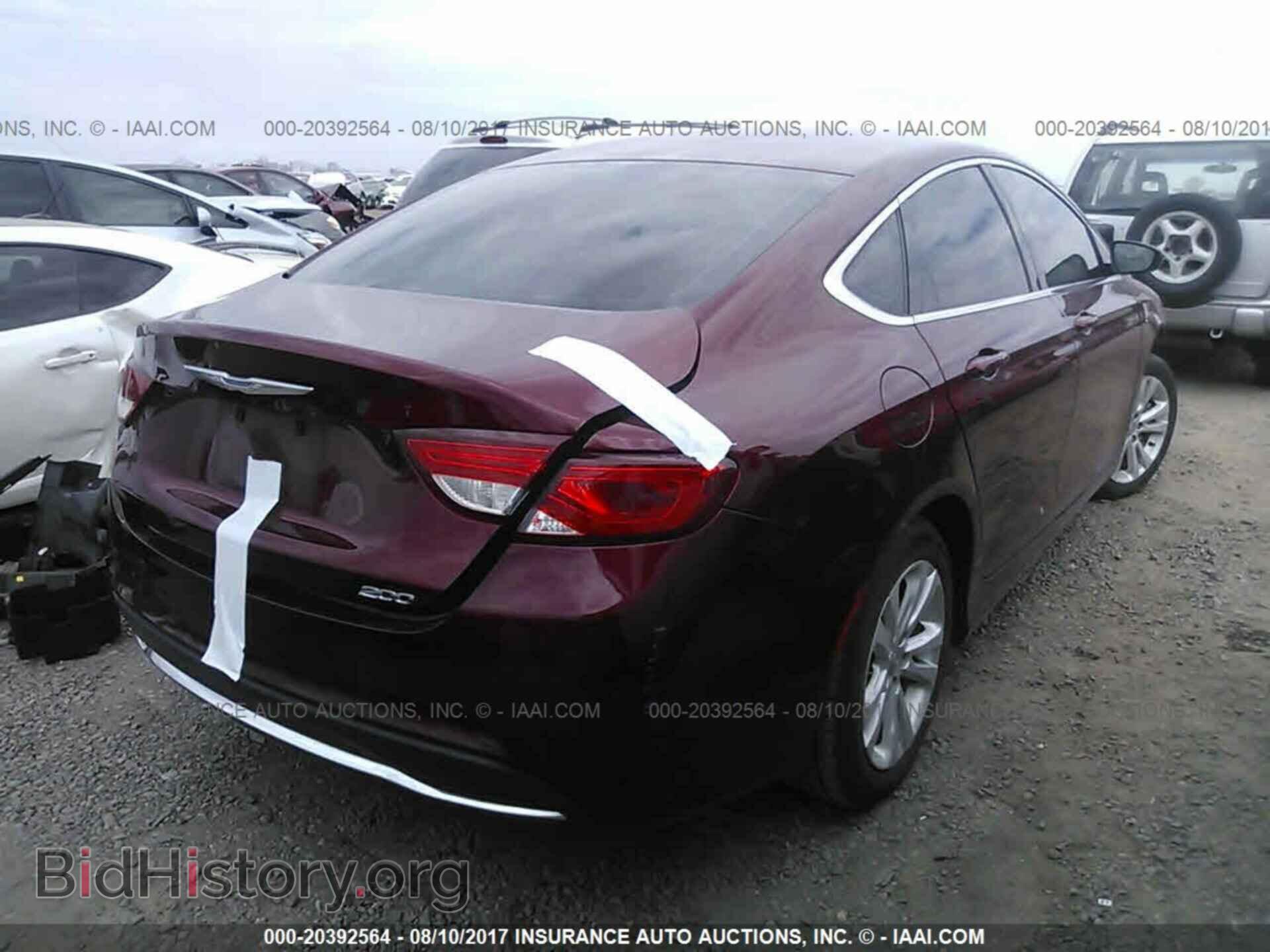 2015 Chrysler 200 - VIN: 1C3CCCAB3FN755679 - Photo 4